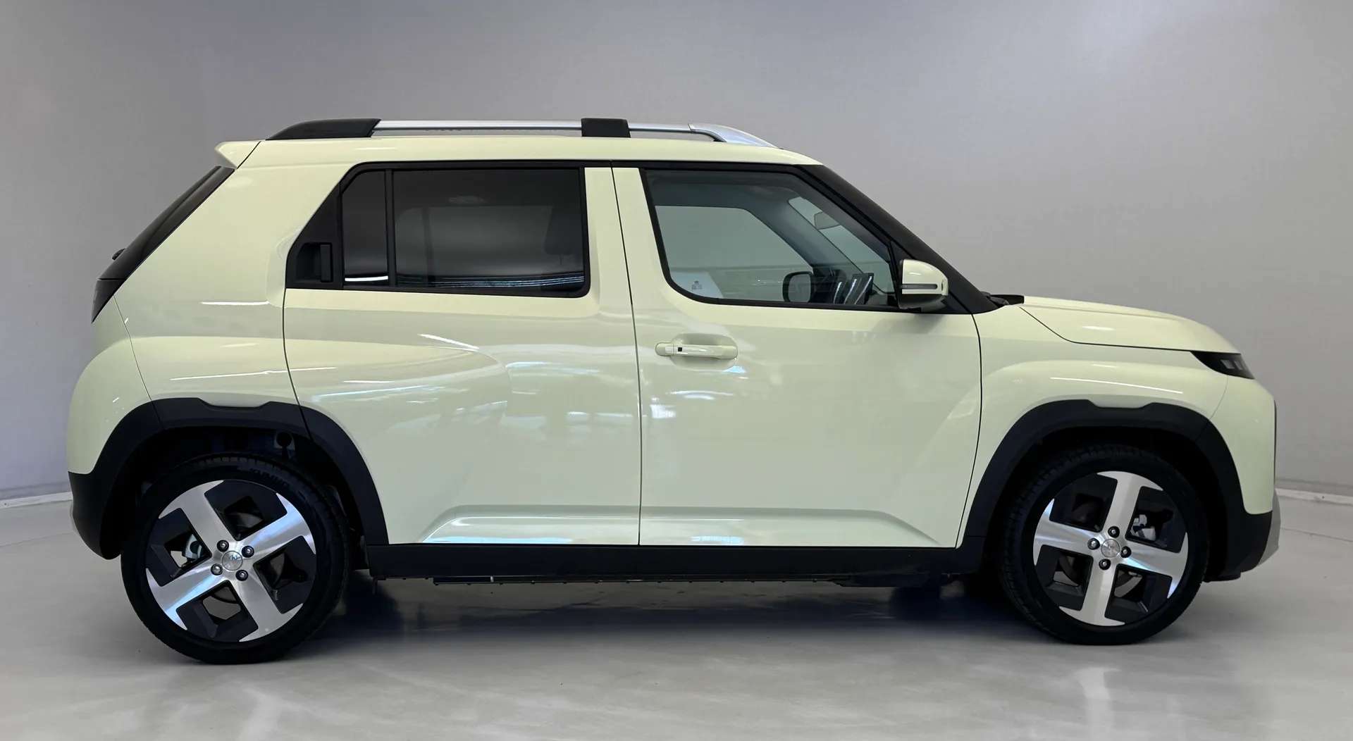 2025 HYUNDAI INSTER 2025 HYUNDAI INSTER