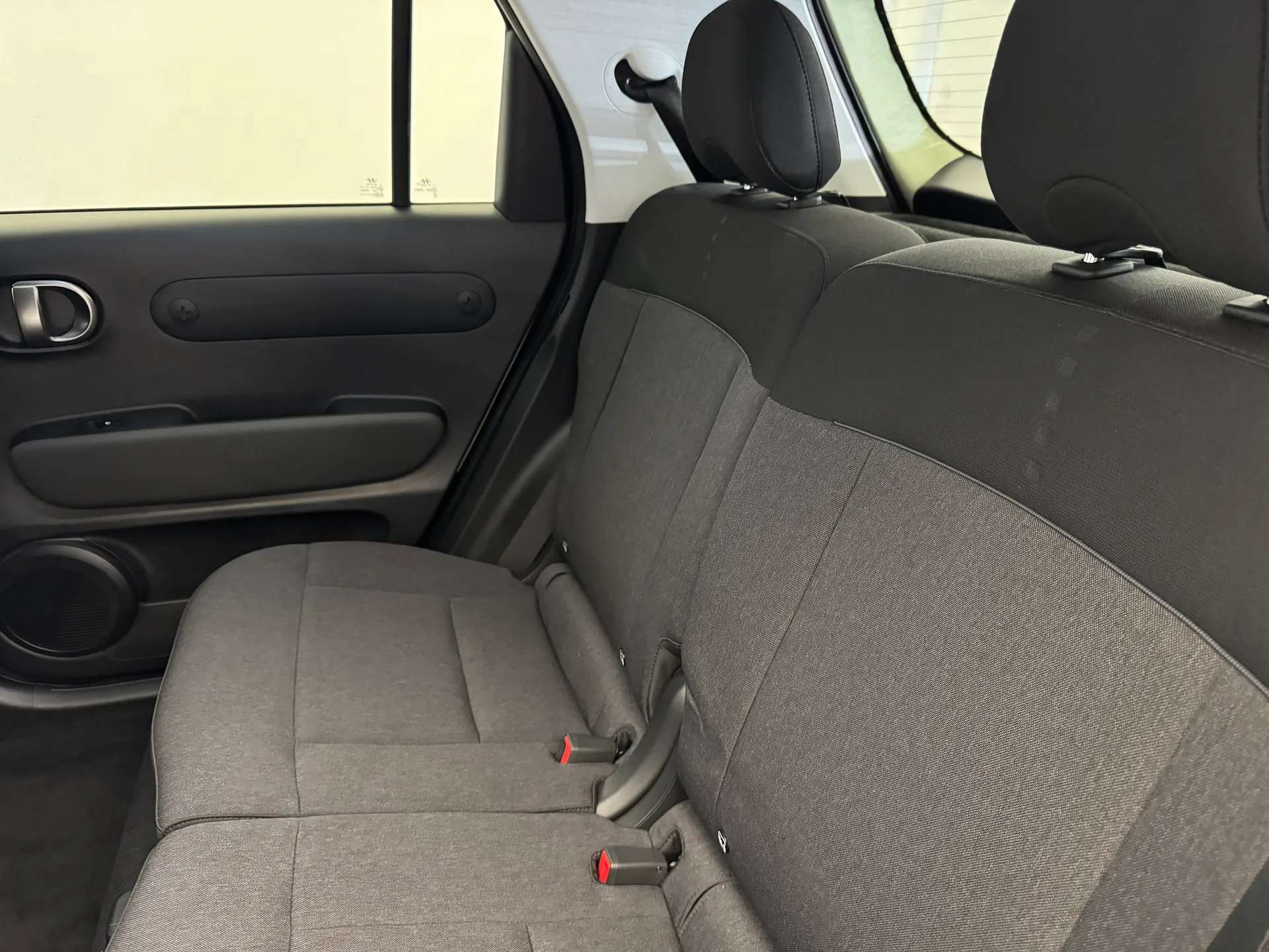 2025 HYUNDAI INSTER 2025 HYUNDAI INSTER