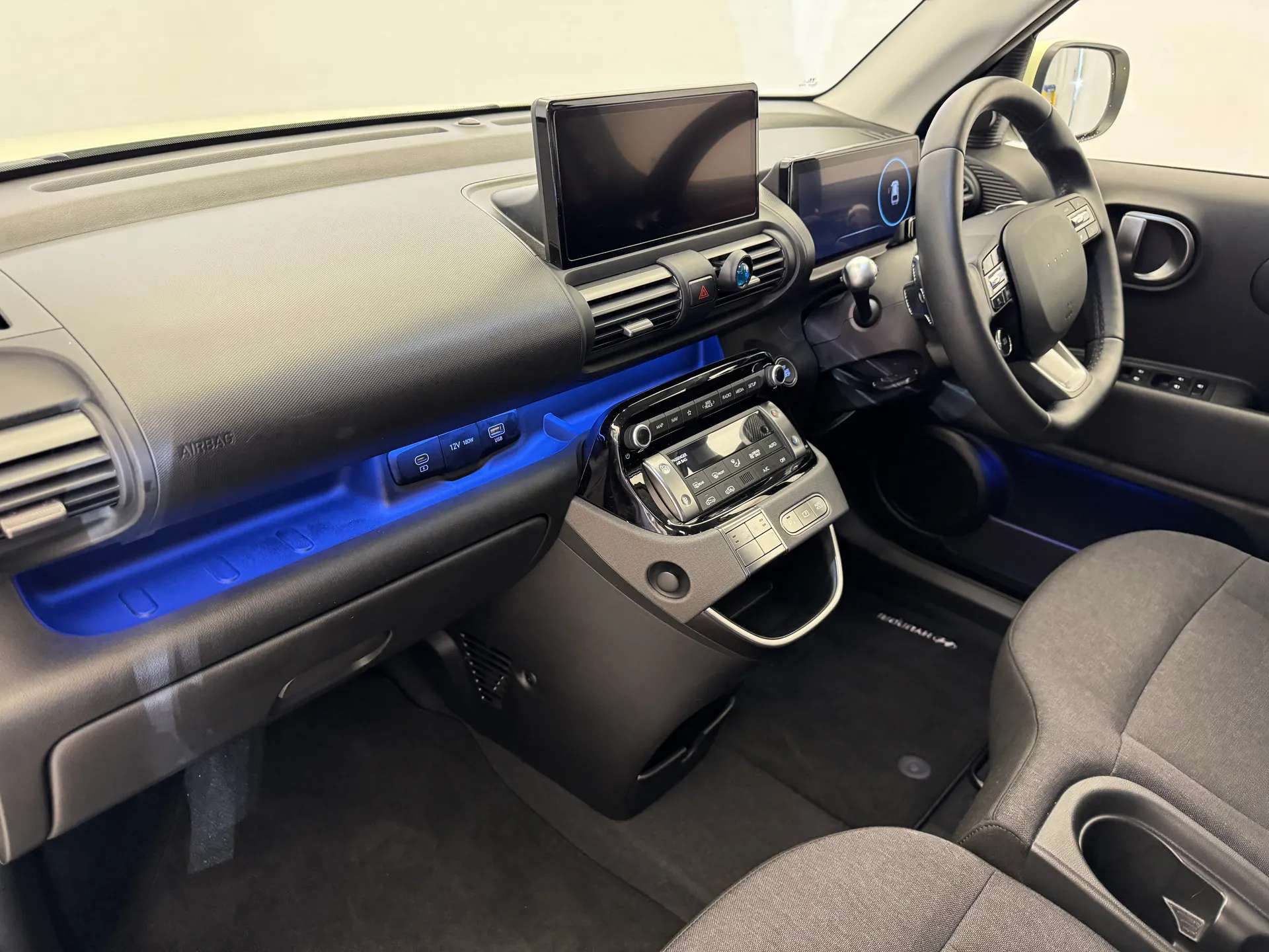 2025 HYUNDAI INSTER 2025 HYUNDAI INSTER