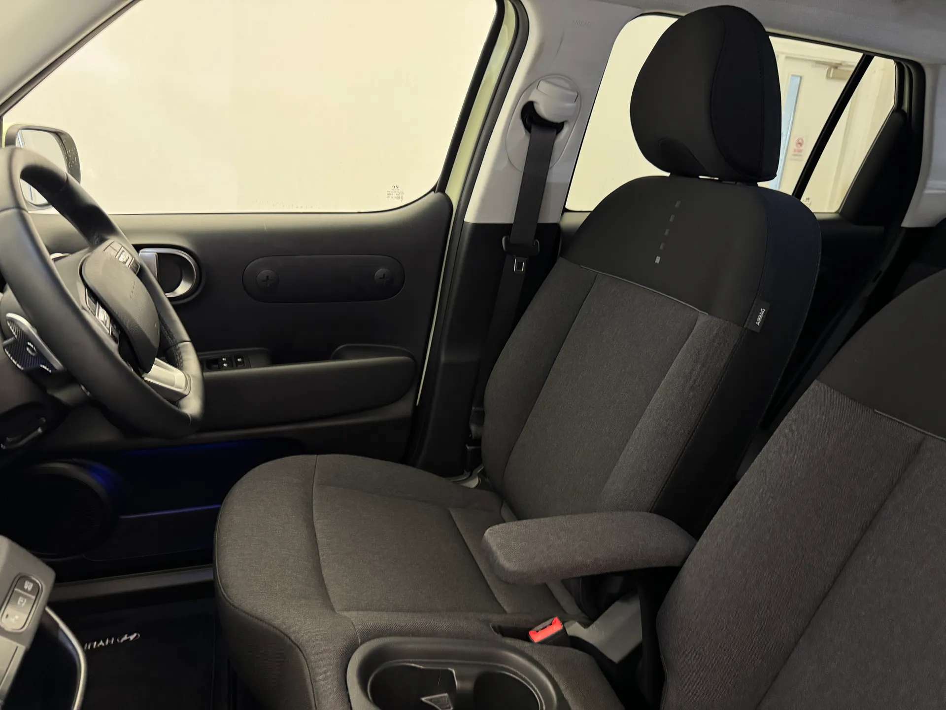 2025 HYUNDAI INSTER 2025 HYUNDAI INSTER