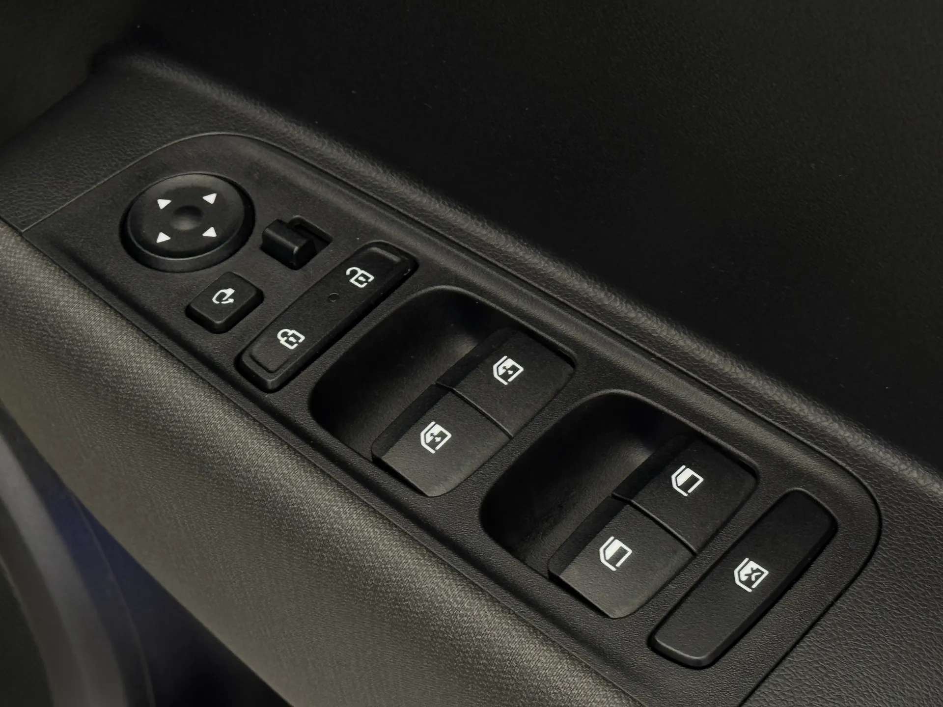 2025 HYUNDAI INSTER 2025 HYUNDAI INSTER