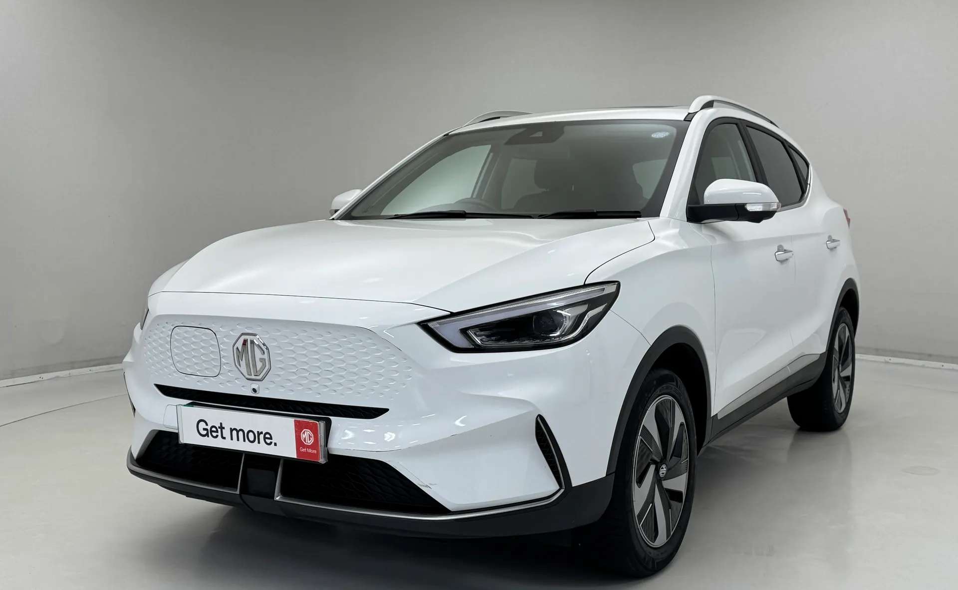 A 2022 MG MOTOR UK ZS 115kW Trophy EV Long Range 73kWh 5dr Auto ð LONG RANGE ð A 2022 MG MOTOR UK ZS 115kW Trophy EV Long Range 73kWh 5dr Auto ð LONG RANGE ð