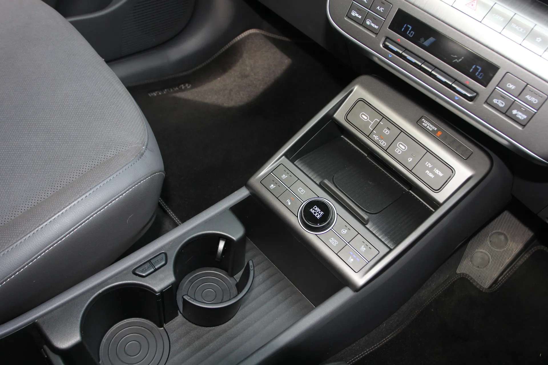 2024 HYUNDAI KONA 2024 HYUNDAI KONA