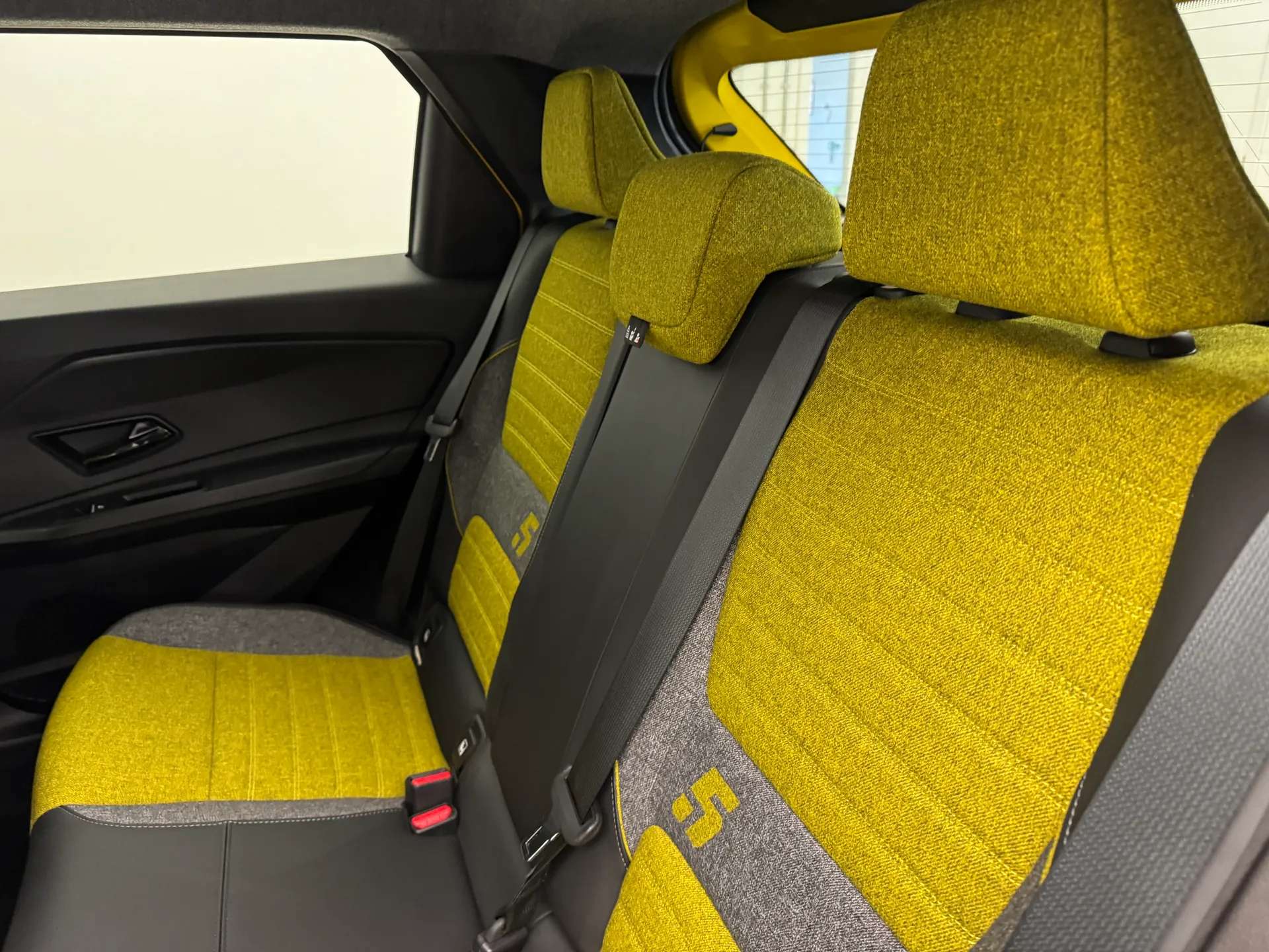 2025 RENAULT 5 2025 RENAULT 5