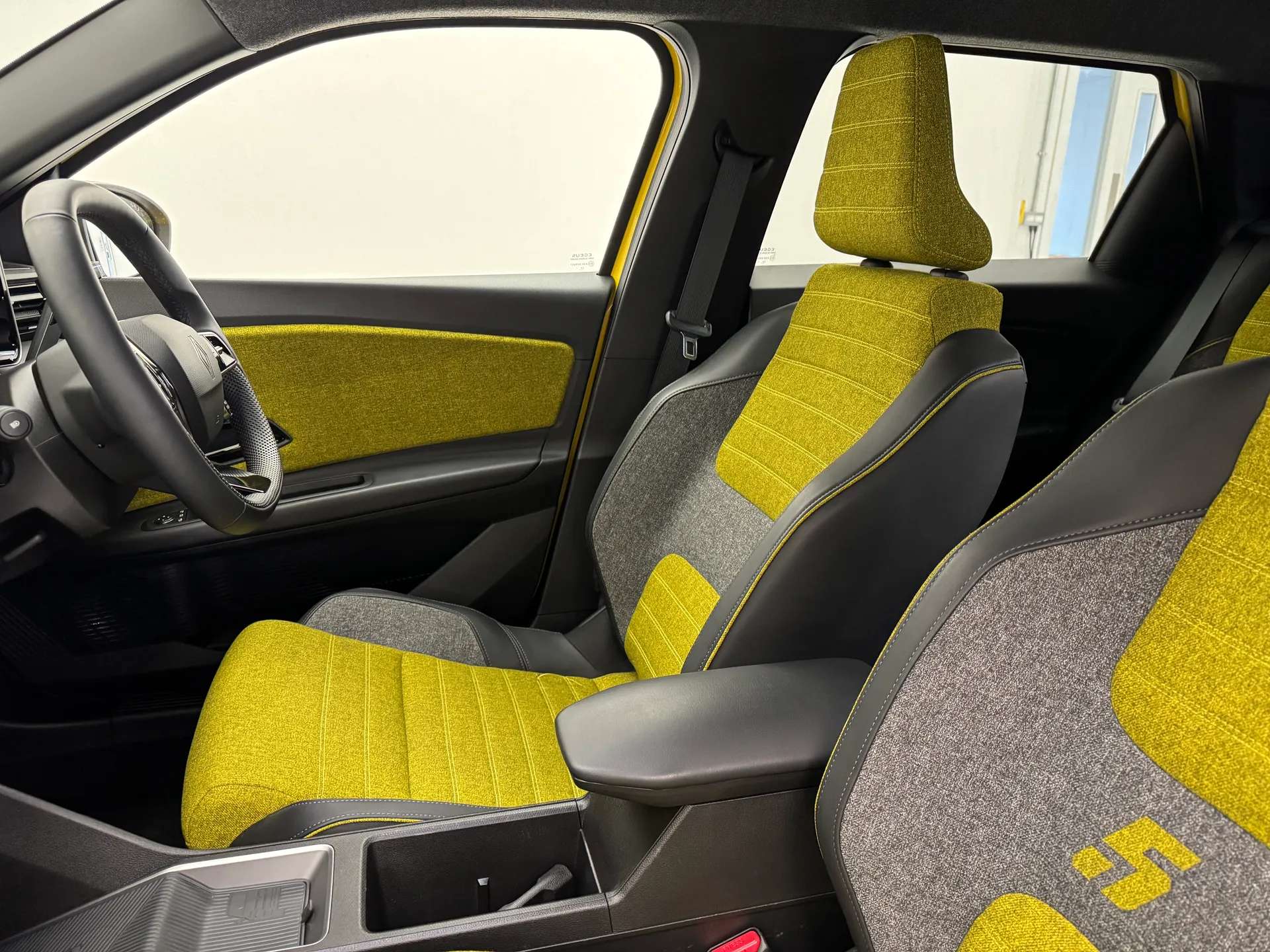 2025 RENAULT 5 2025 RENAULT 5