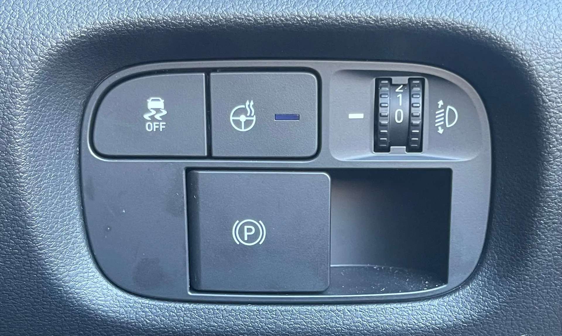 2025 HYUNDAI INSTER 2025 HYUNDAI INSTER