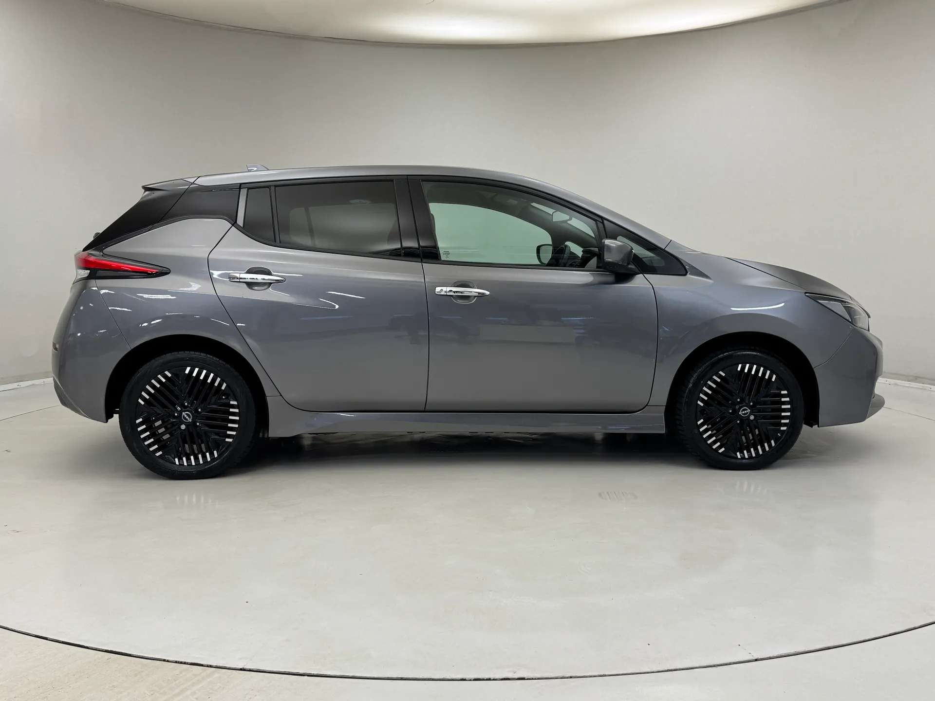 2022 NISSAN LEAF 2022 NISSAN LEAF