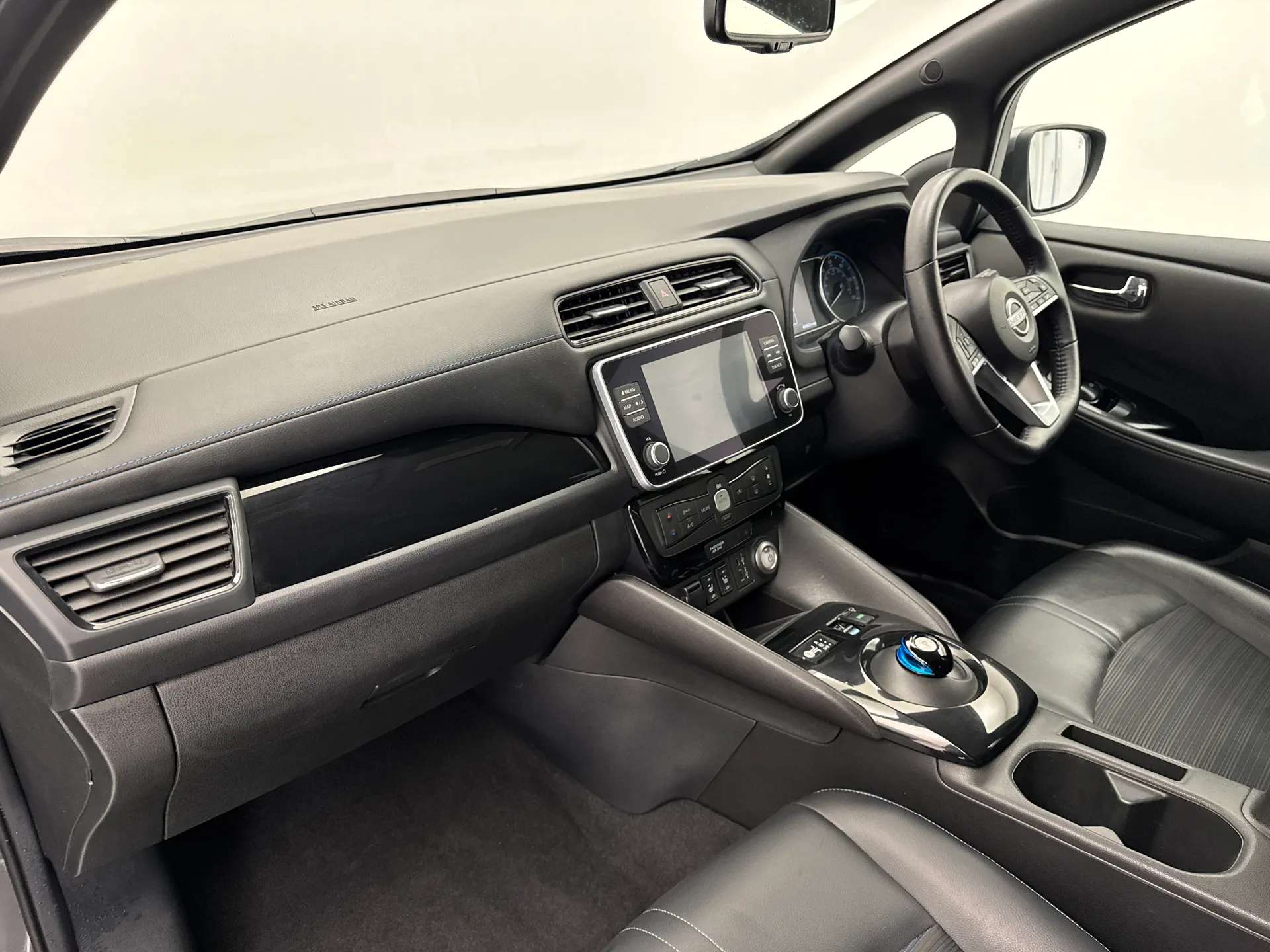 2022 NISSAN LEAF 2022 NISSAN LEAF