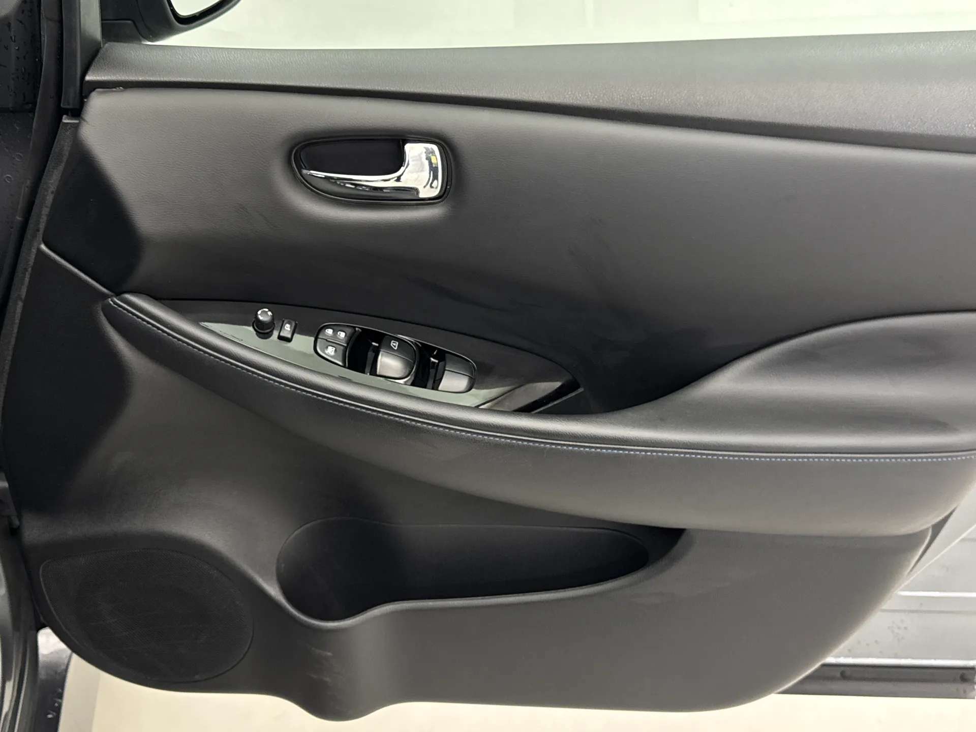 2022 NISSAN LEAF 2022 NISSAN LEAF