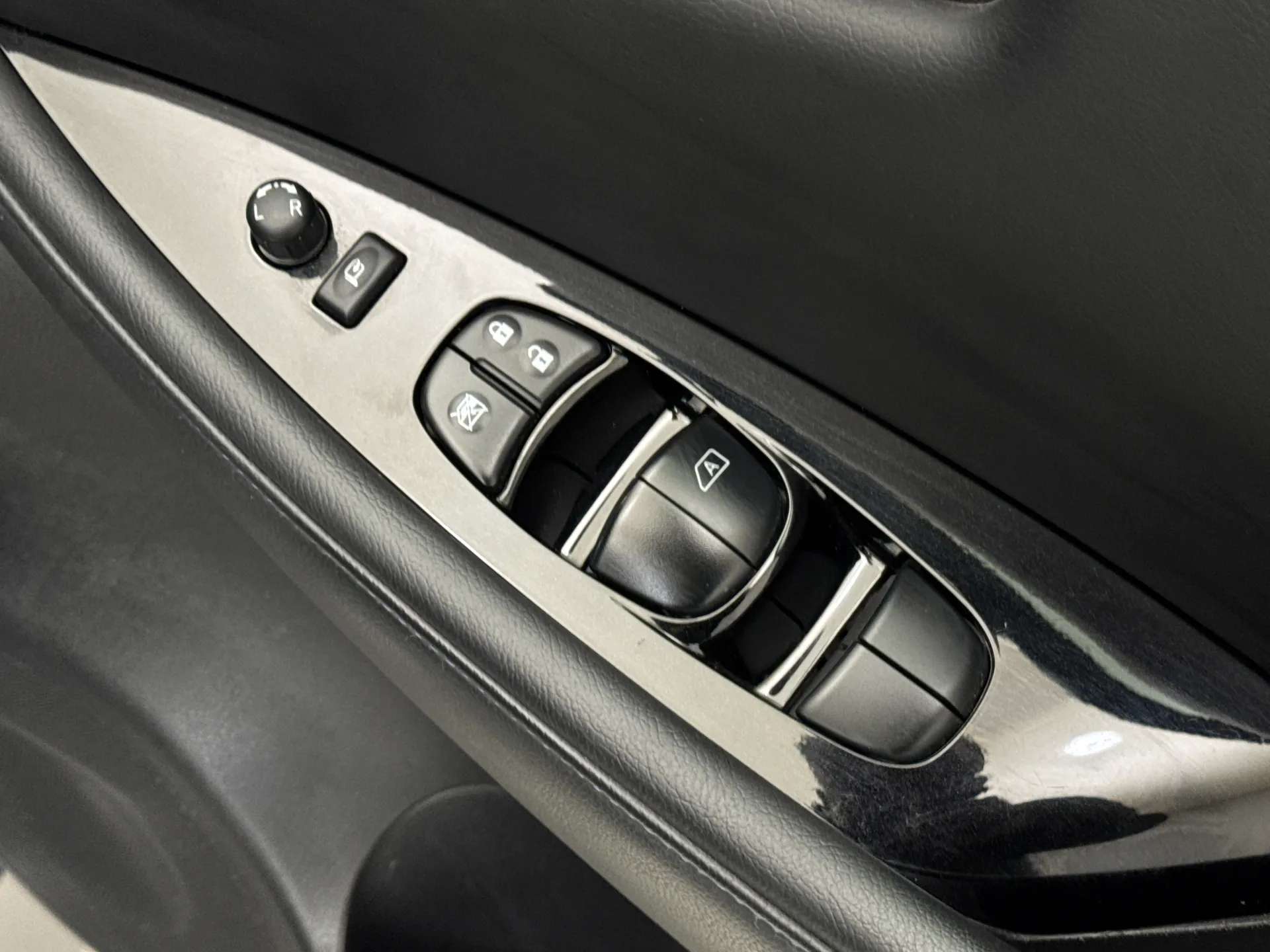 2022 NISSAN LEAF 2022 NISSAN LEAF