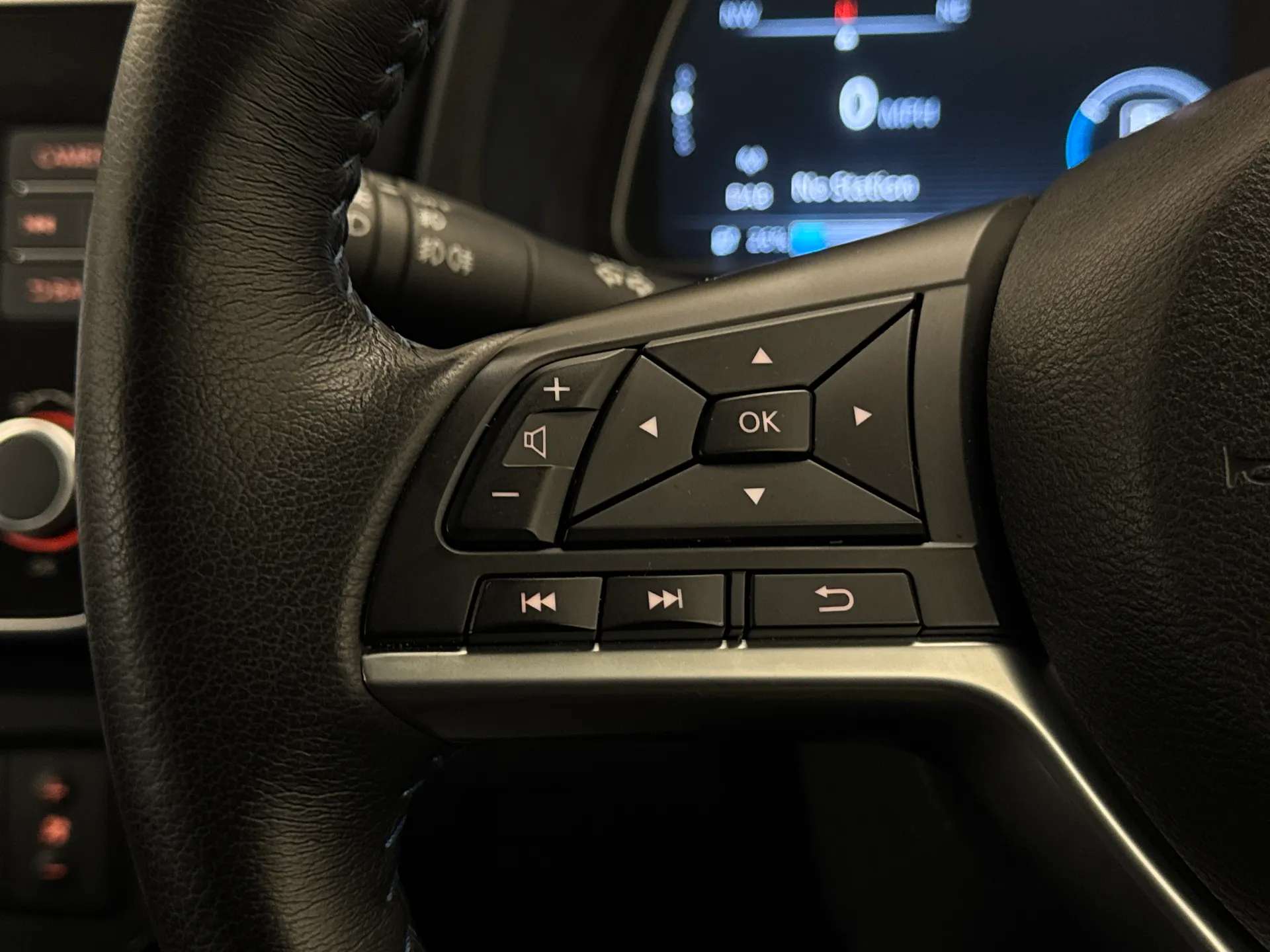 2022 NISSAN LEAF 2022 NISSAN LEAF