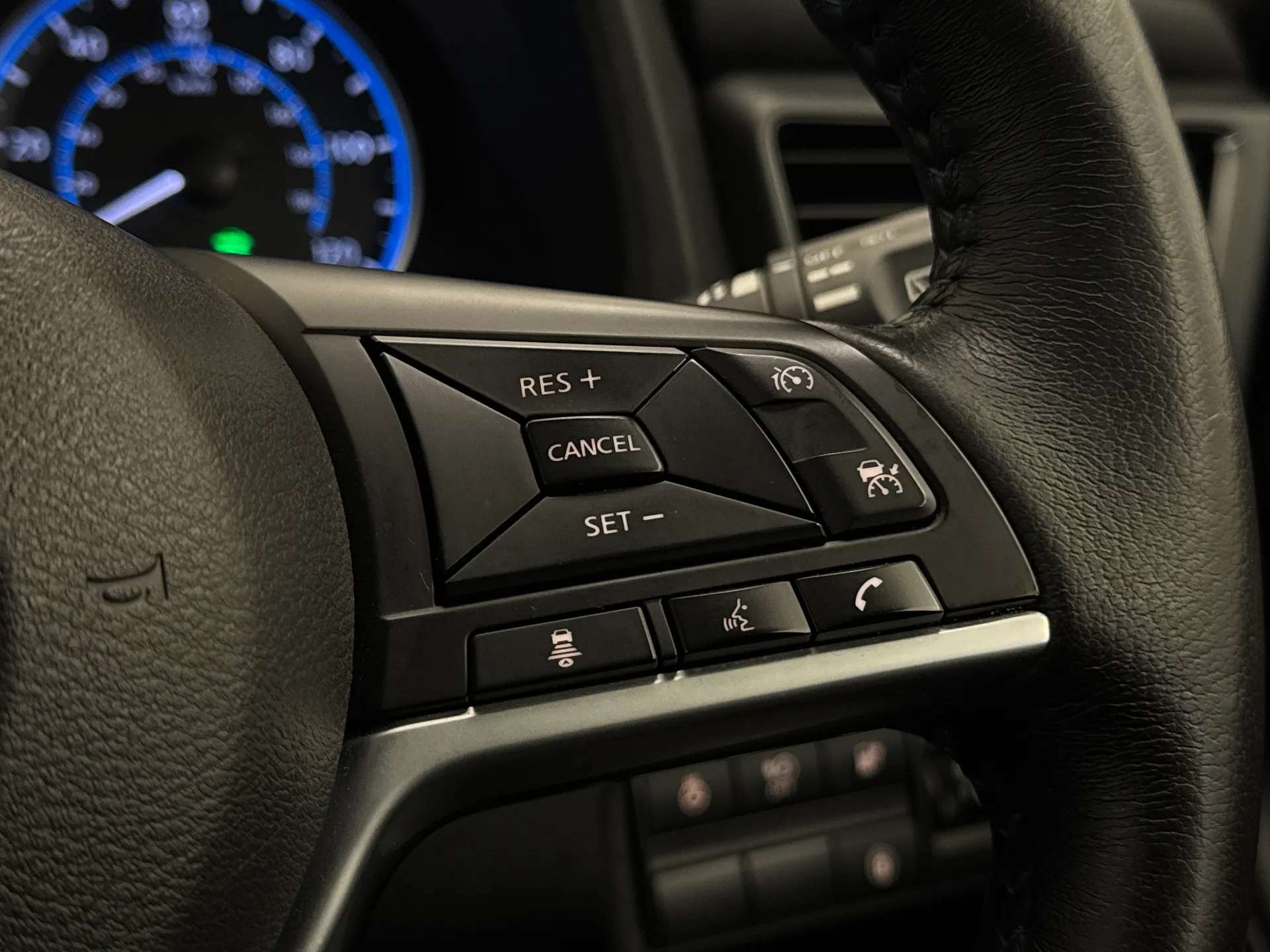 2022 NISSAN LEAF 2022 NISSAN LEAF