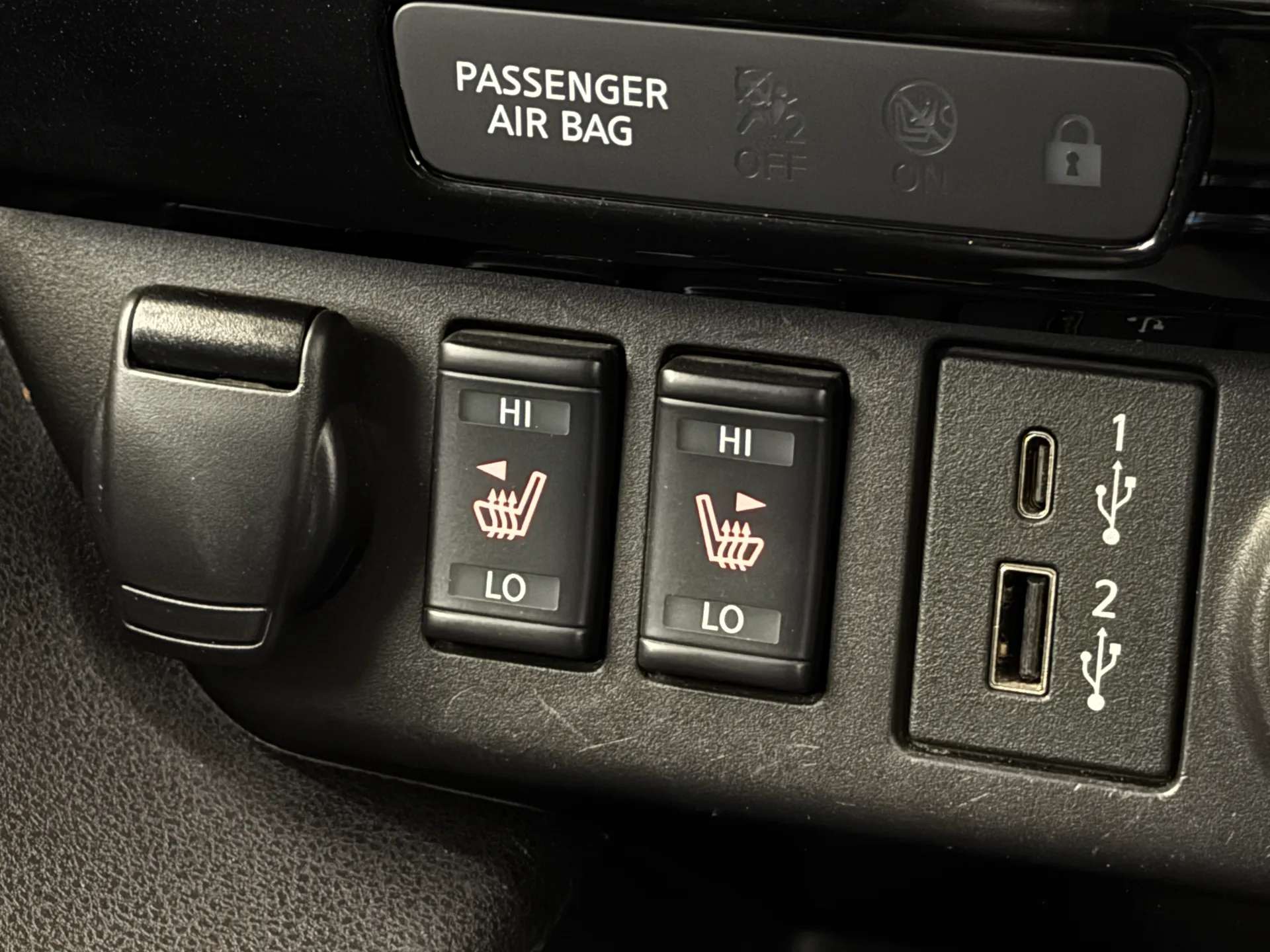 2022 NISSAN LEAF 2022 NISSAN LEAF