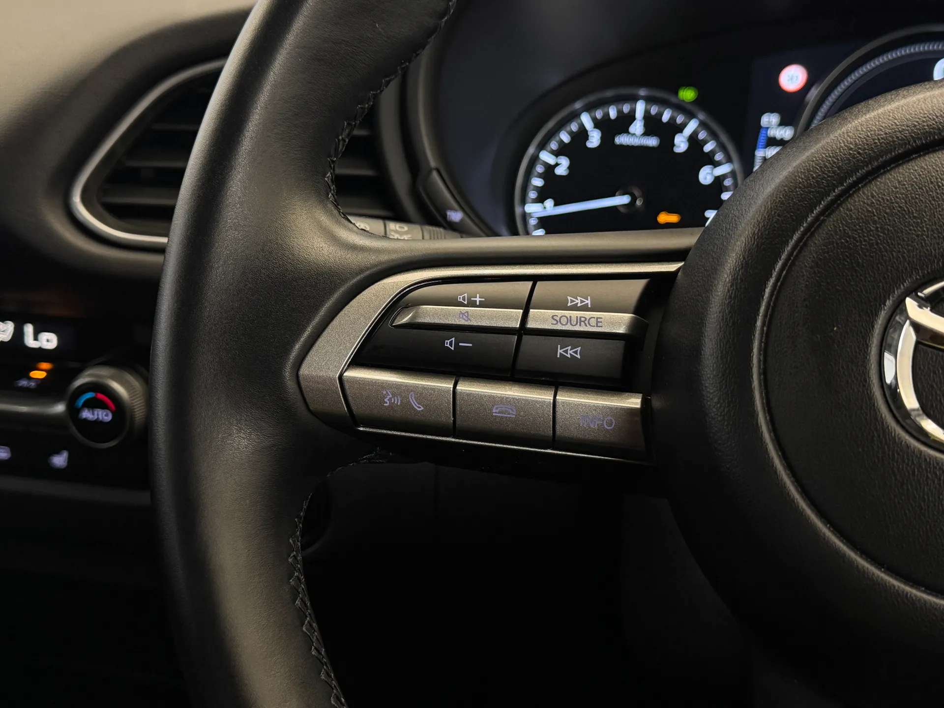 2023 MAZDA CX-30 2023 MAZDA CX-30