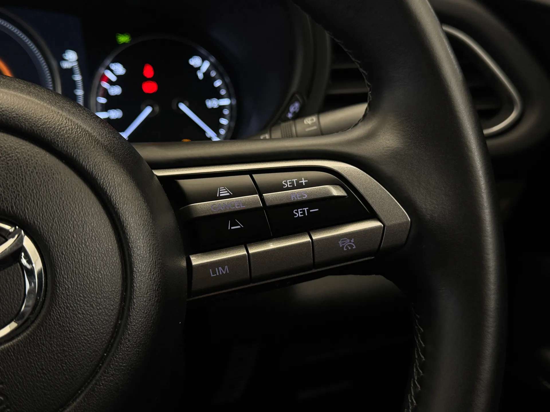2023 MAZDA CX-30 2023 MAZDA CX-30