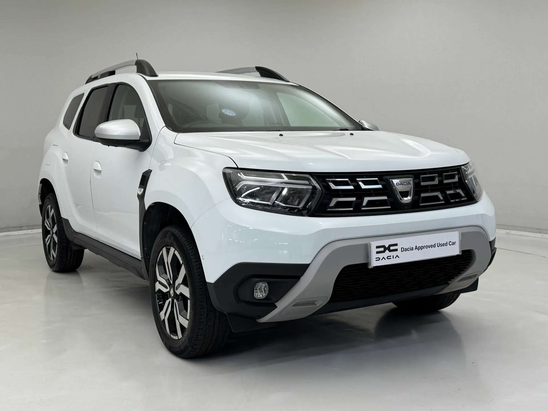 A 2022 DACIA DUSTER 1.0 TCe 100 Bi-Fuel Prestige 5dr A 2022 DACIA DUSTER 1.0 TCe 100 Bi-Fuel Prestige 5dr