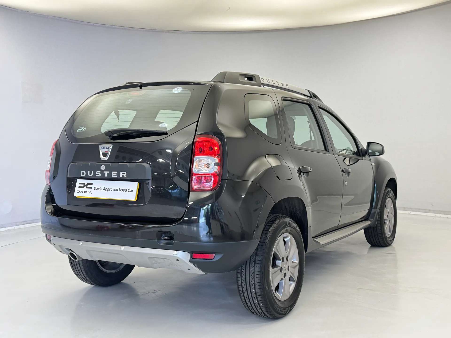 A 2017 DACIA DUSTER 1.5 dCi 110 Laureate 5dr A 2017 DACIA DUSTER 1.5 dCi 110 Laureate 5dr