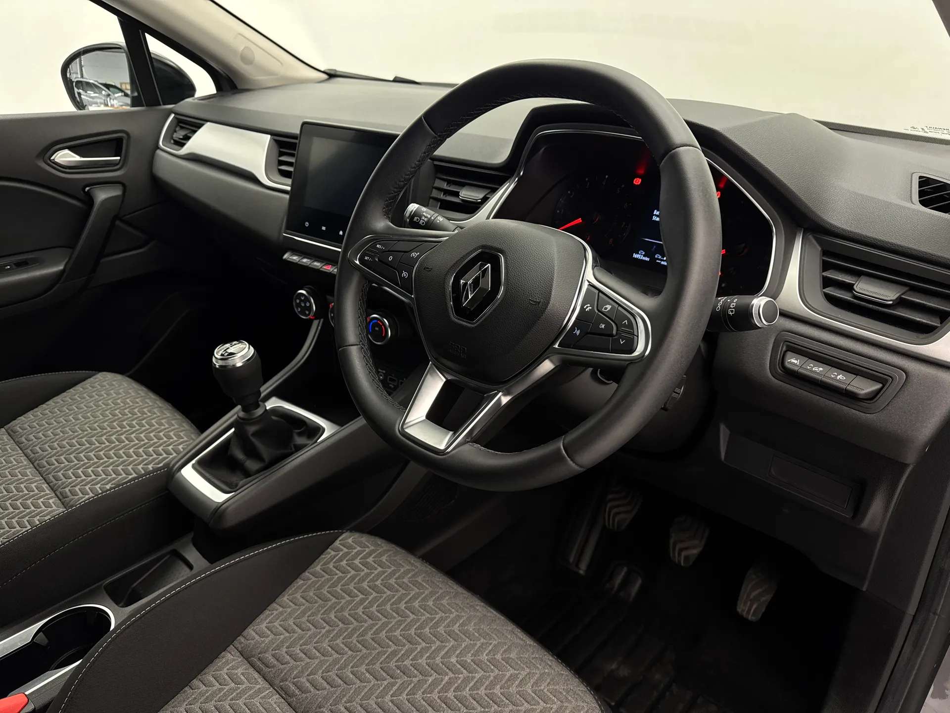 2021 RENAULT CAPTUR 2021 RENAULT CAPTUR