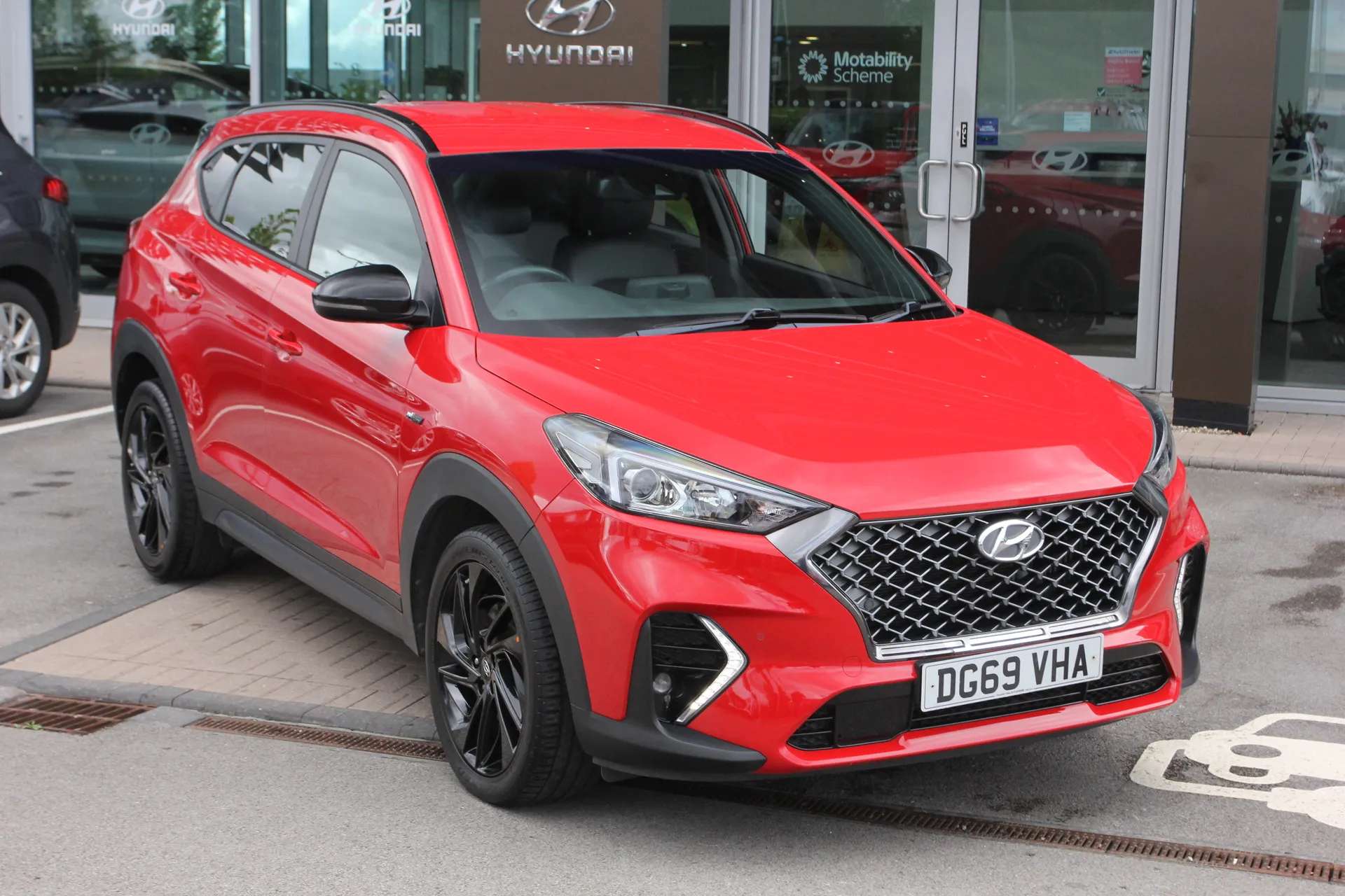 A 2019 HYUNDAI TUCSON 1.6 TGDi 177 N Line 5dr 2WD A 2019 HYUNDAI TUCSON 1.6 TGDi 177 N Line 5dr 2WD