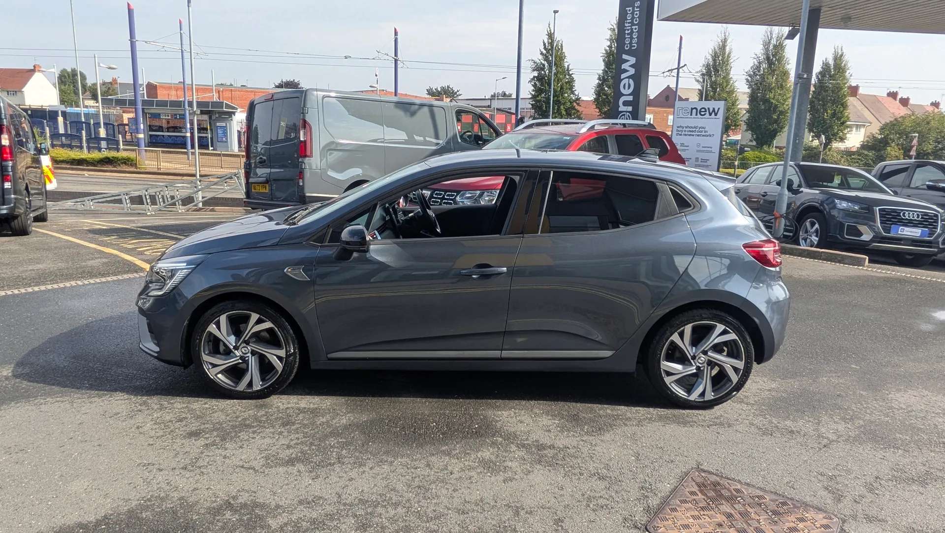 2022 RENAULT CLIO 2022 RENAULT CLIO