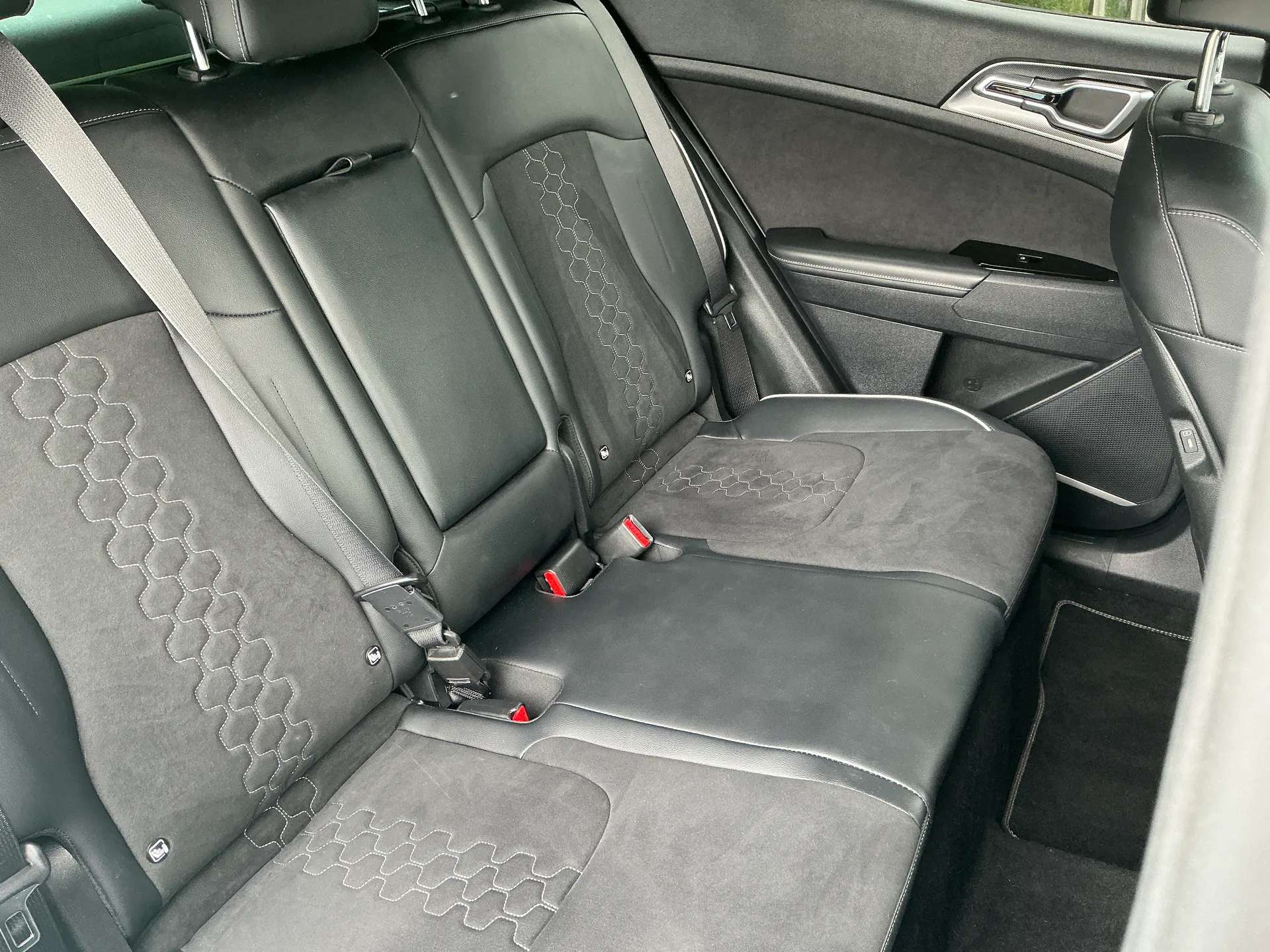 2023 KIA SPORTAGE 2023 KIA SPORTAGE