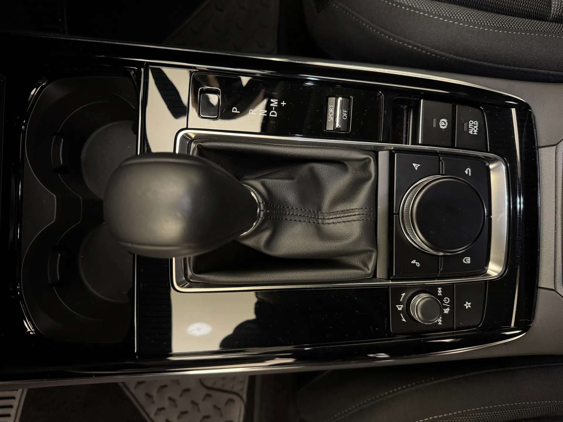 2024 MAZDA CX-30 2024 MAZDA CX-30