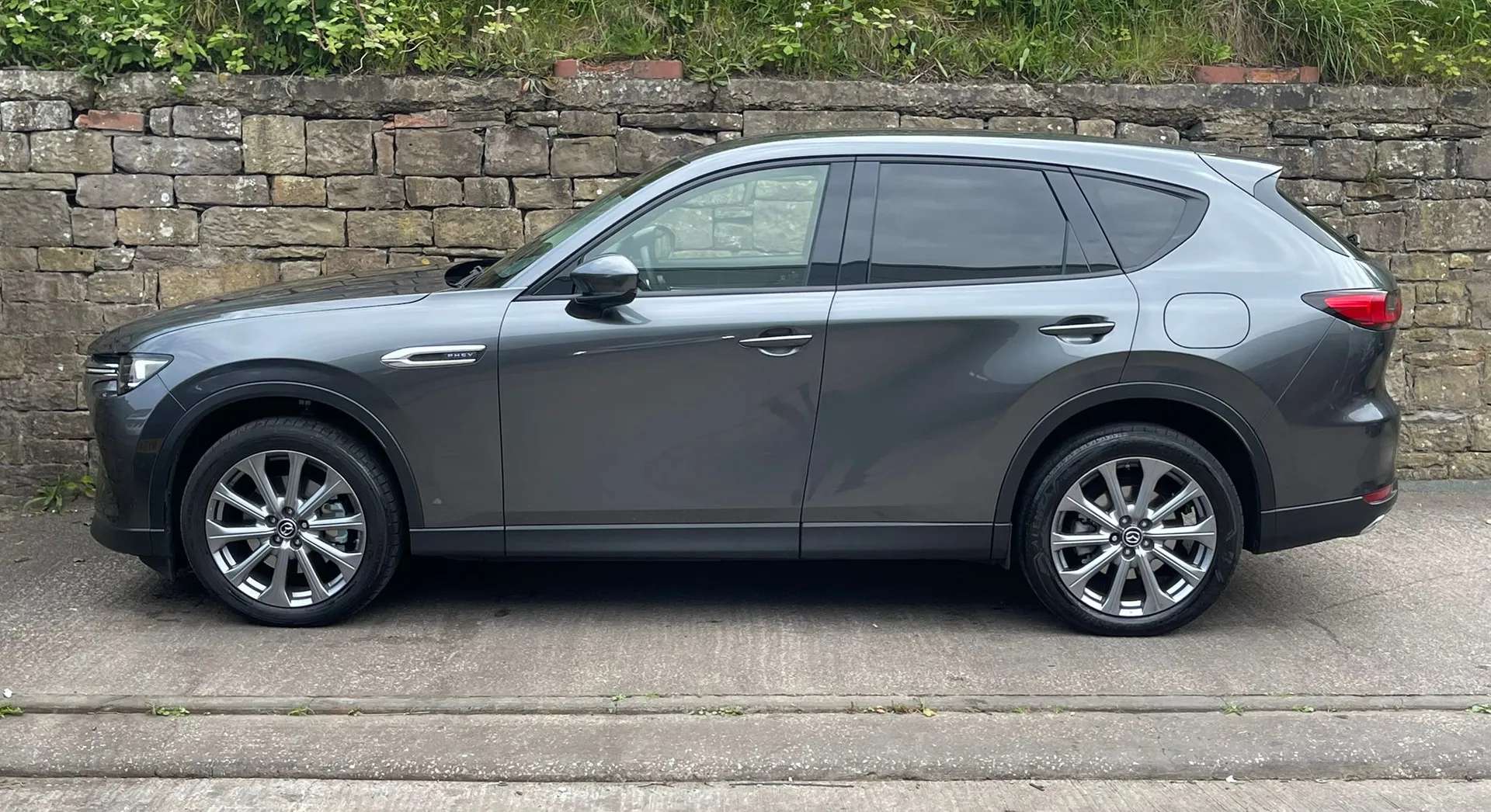 A 2026 MAZDA CX-60 2.5 PHEV Exclusive-Line 5dr Auto âLEATHERâCAMERAâNAVâ A 2026 MAZDA CX-60 2.5 PHEV Exclusive-Line 5dr Auto âLEATHERâCAMERAâNAVâ
