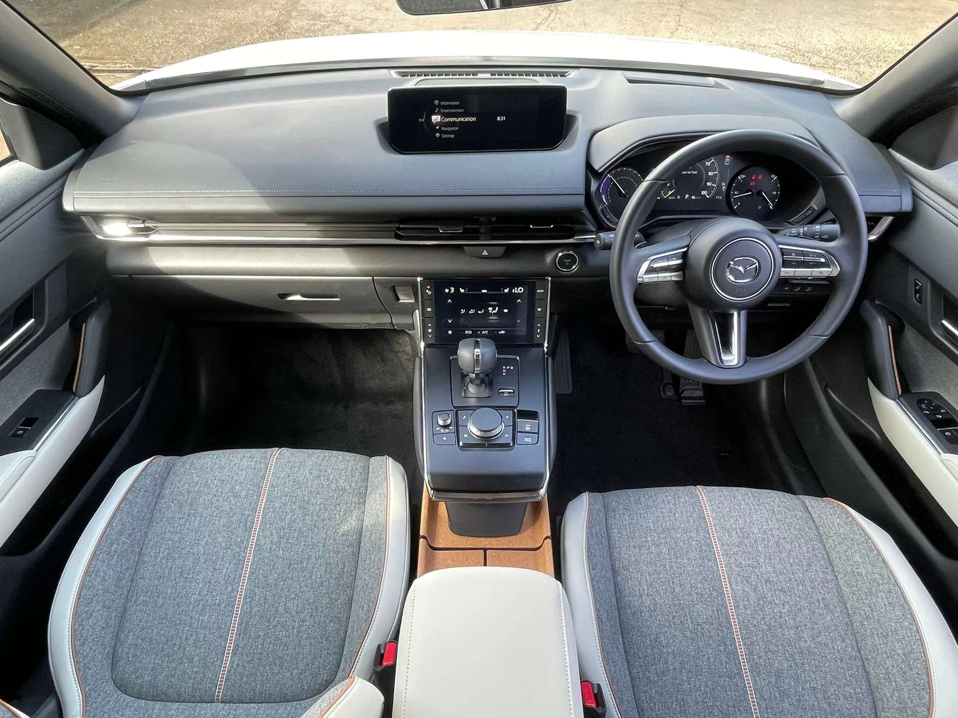 2025 MAZDA MX-30 2025 MAZDA MX-30