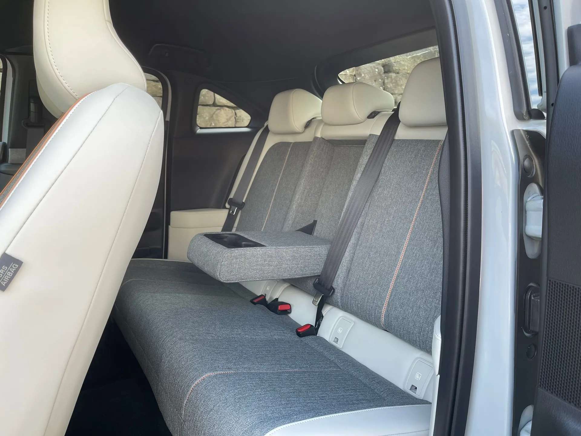 2025 MAZDA MX-30 2025 MAZDA MX-30