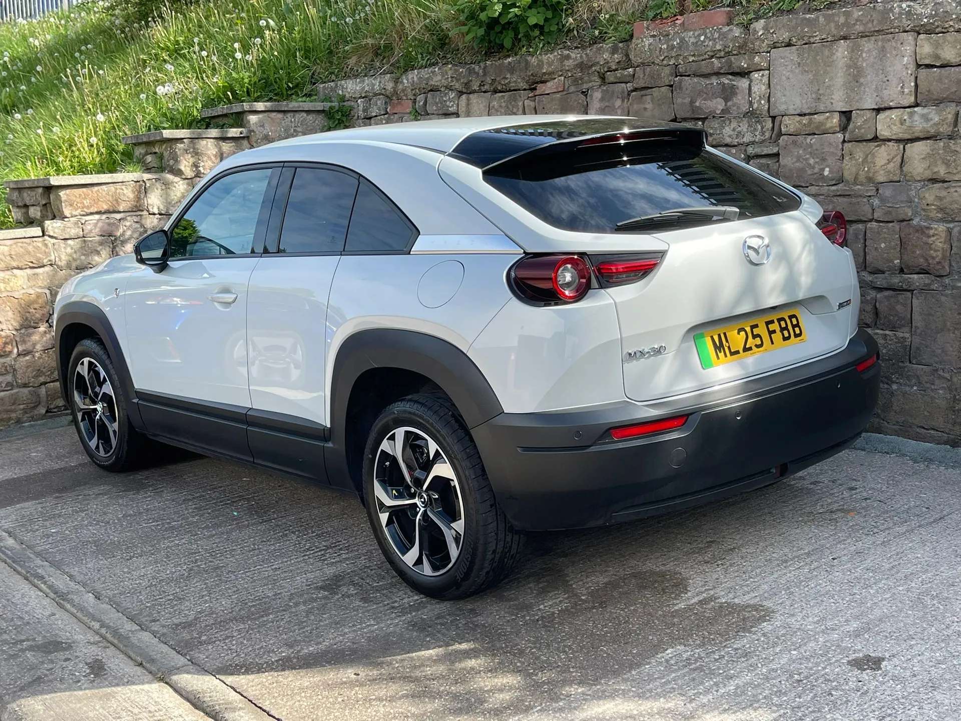 2025 MAZDA MX-30 2025 MAZDA MX-30