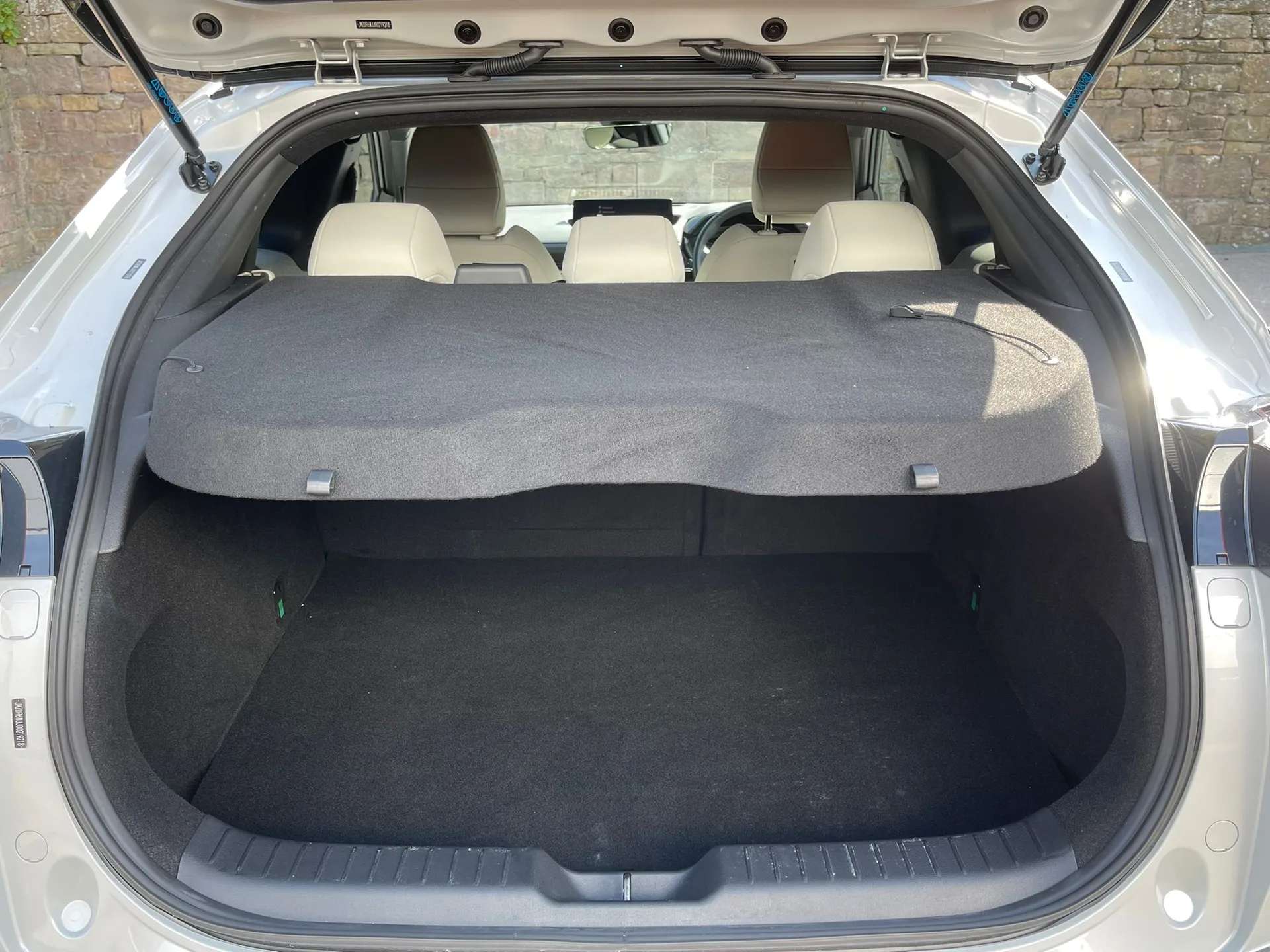 2025 MAZDA MX-30 2025 MAZDA MX-30