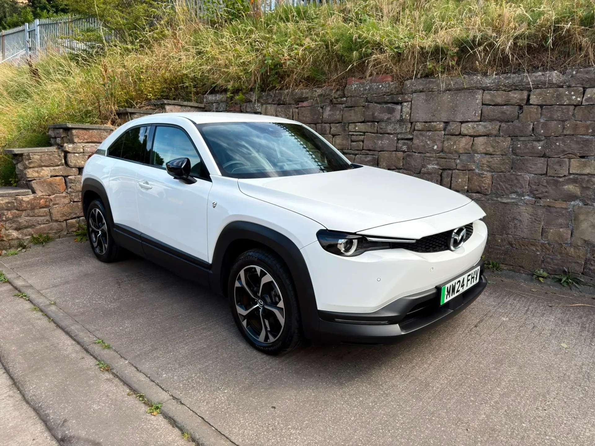 A 2024 MAZDA MX-30 125kW R-EV Exclusive Line 5dr Auto âRADAR CRUISEâCAMERAâ A 2024 MAZDA MX-30 125kW R-EV Exclusive Line 5dr Auto âRADAR CRUISEâCAMERAâ