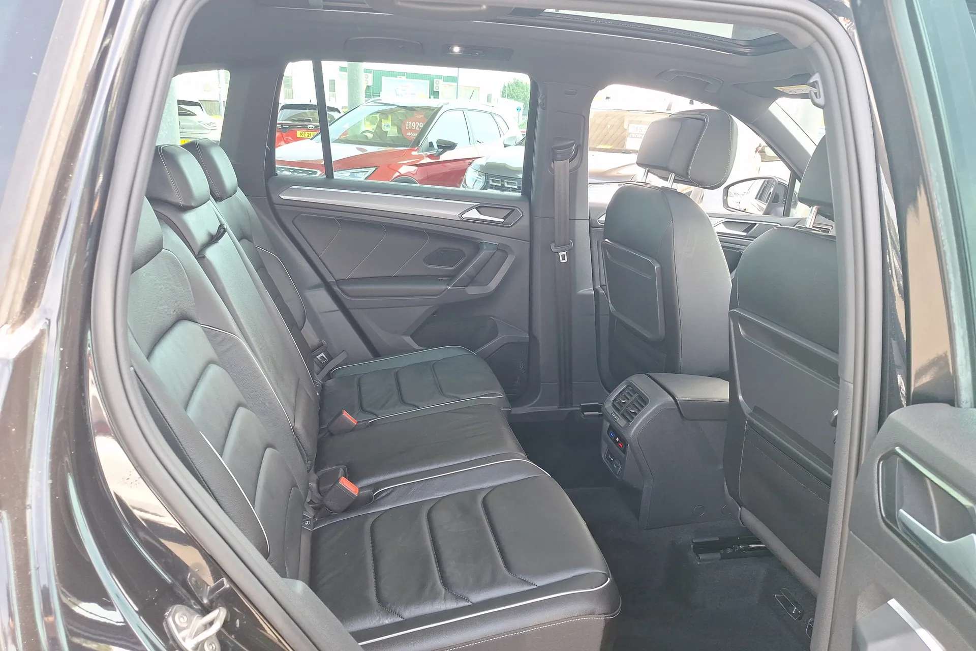 2018 VOLKSWAGEN TIGUAN 2018 VOLKSWAGEN TIGUAN
