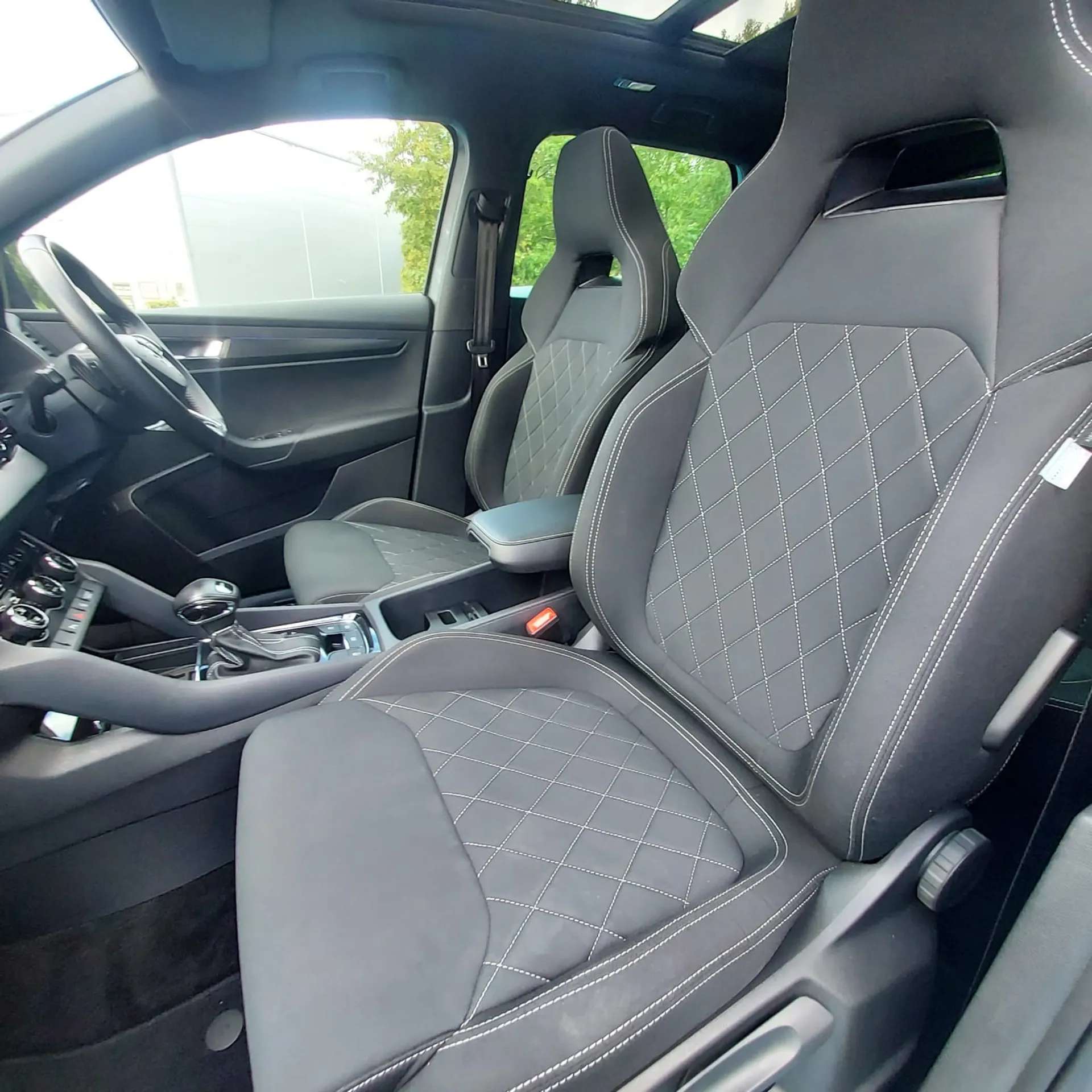 2022 SKODA KAROQ 2022 SKODA KAROQ