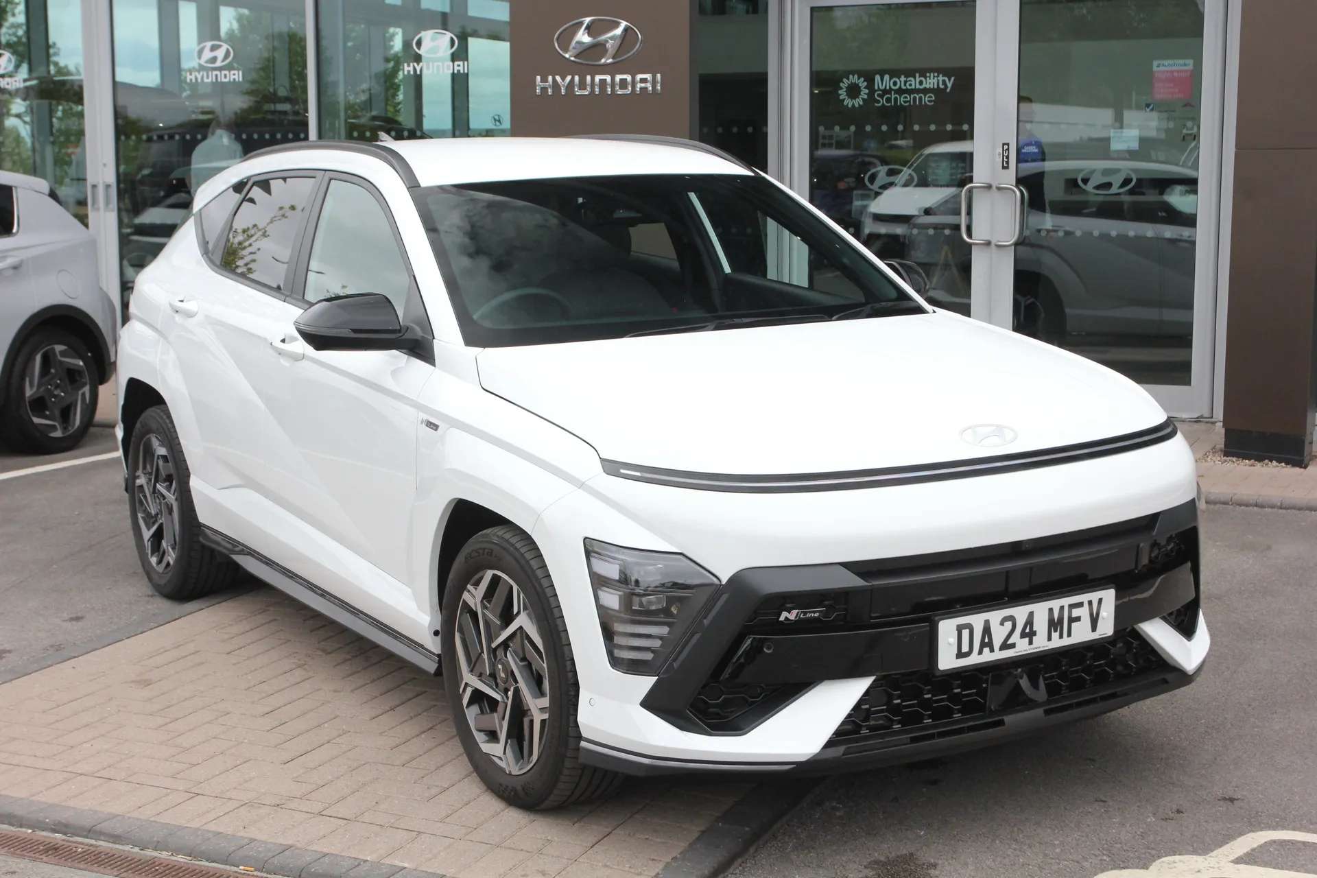 A 2024 HYUNDAI KONA 1.6 GDi Hybrid N Line S 5dr DCT A 2024 HYUNDAI KONA 1.6 GDi Hybrid N Line S 5dr DCT