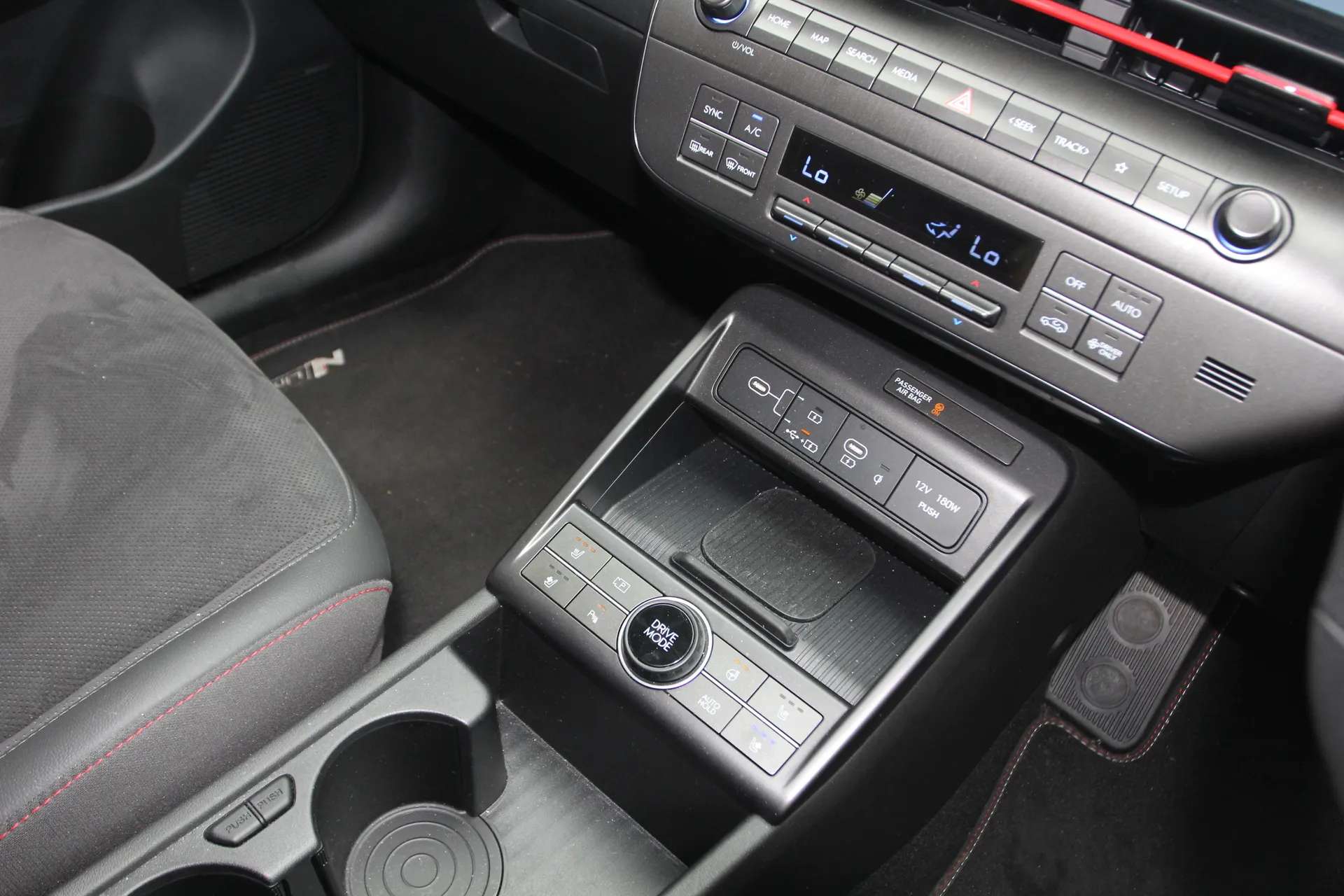 2024 HYUNDAI KONA 2024 HYUNDAI KONA