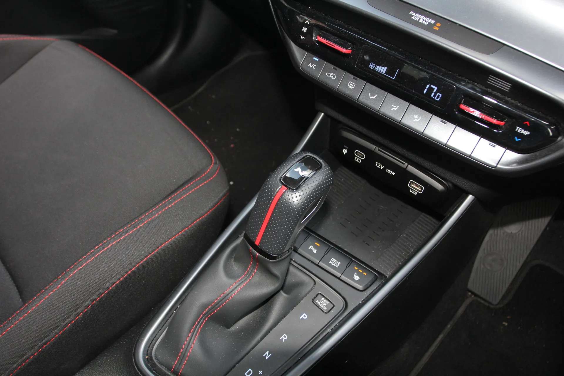 2024 HYUNDAI I20 2024 HYUNDAI I20