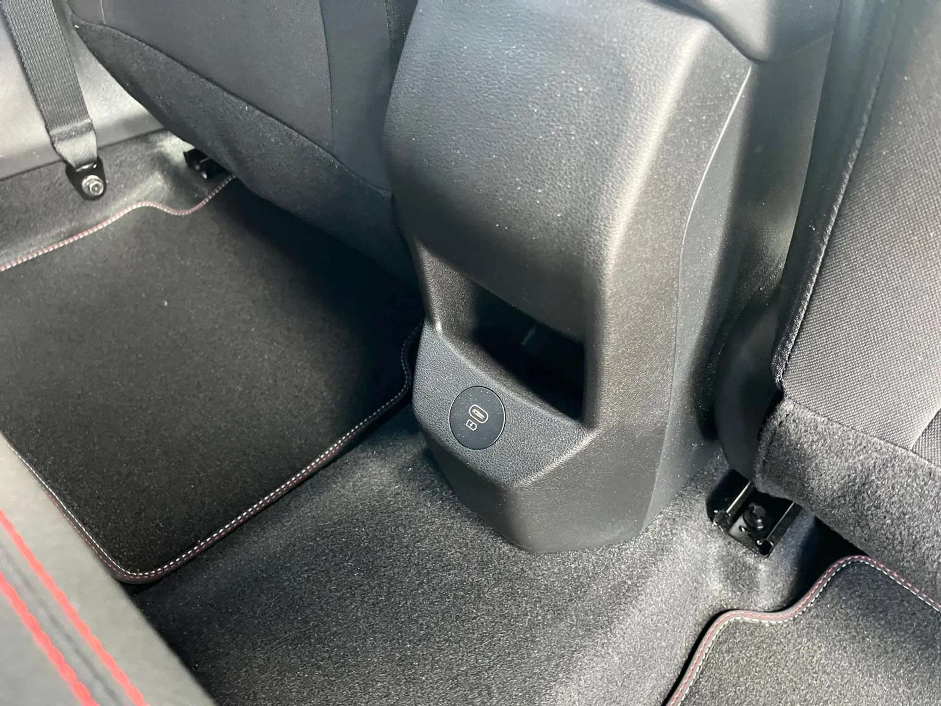 2024 HYUNDAI I20 2024 HYUNDAI I20