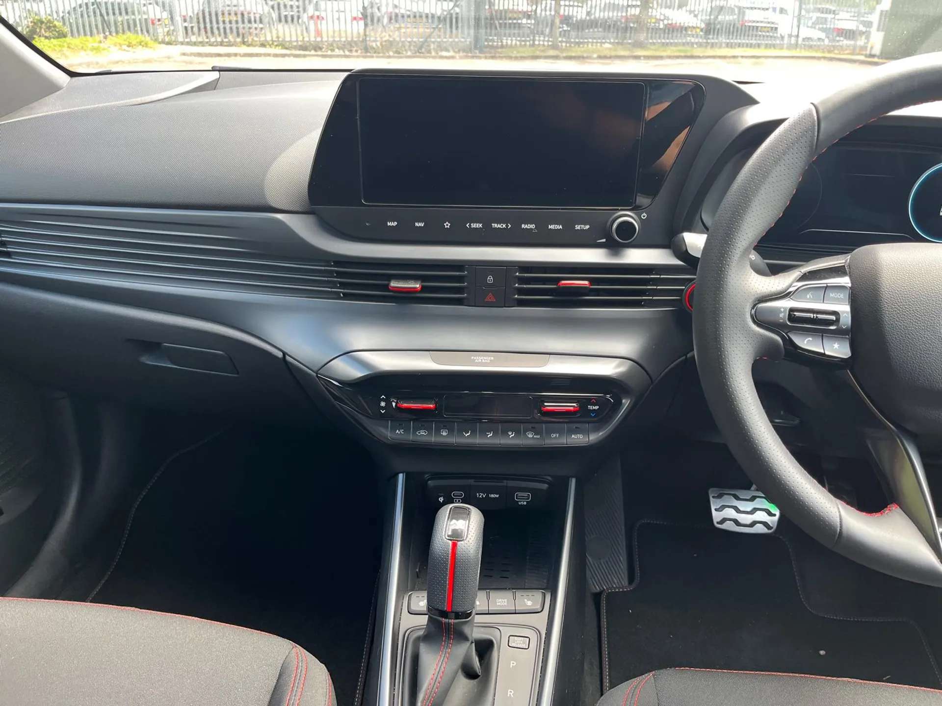 2024 HYUNDAI I20 2024 HYUNDAI I20