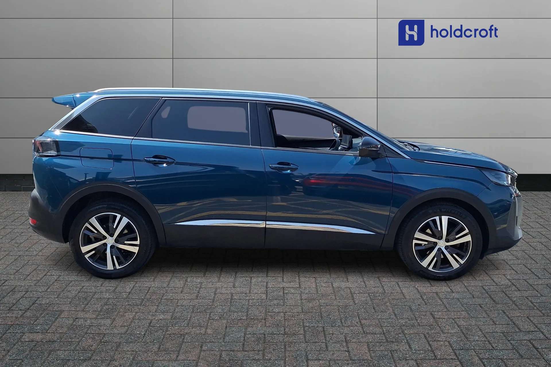 2024 PEUGEOT 5008 2024 PEUGEOT 5008