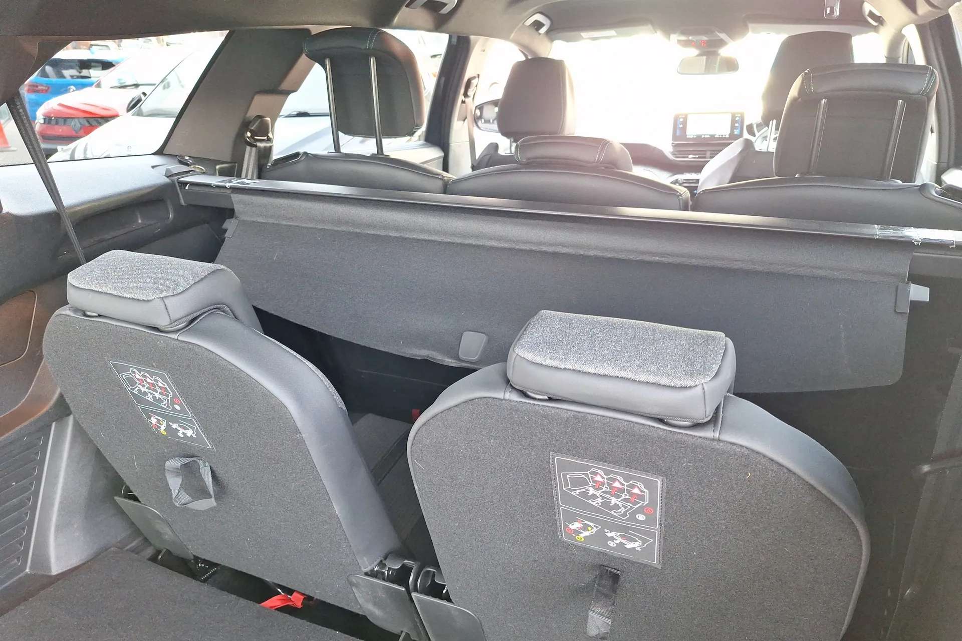2024 PEUGEOT 5008 2024 PEUGEOT 5008