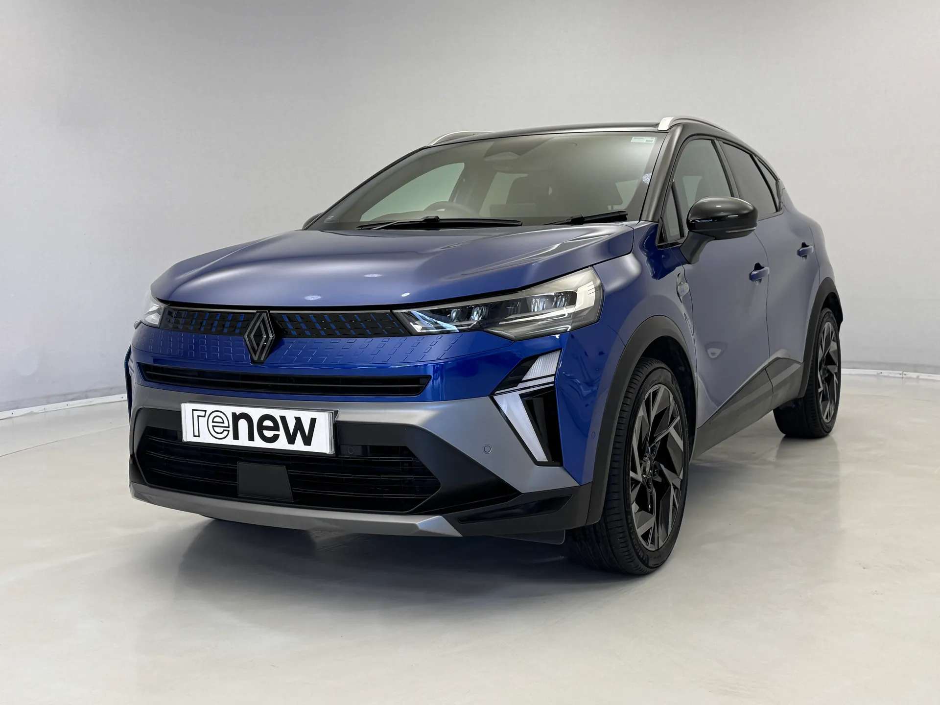 A 2024 RENAULT CAPTUR 1.6 E-Tech Full Hybrid 145 Esprit Alpine 5dr Auto A 2024 RENAULT CAPTUR 1.6 E-Tech Full Hybrid 145 Esprit Alpine 5dr Auto