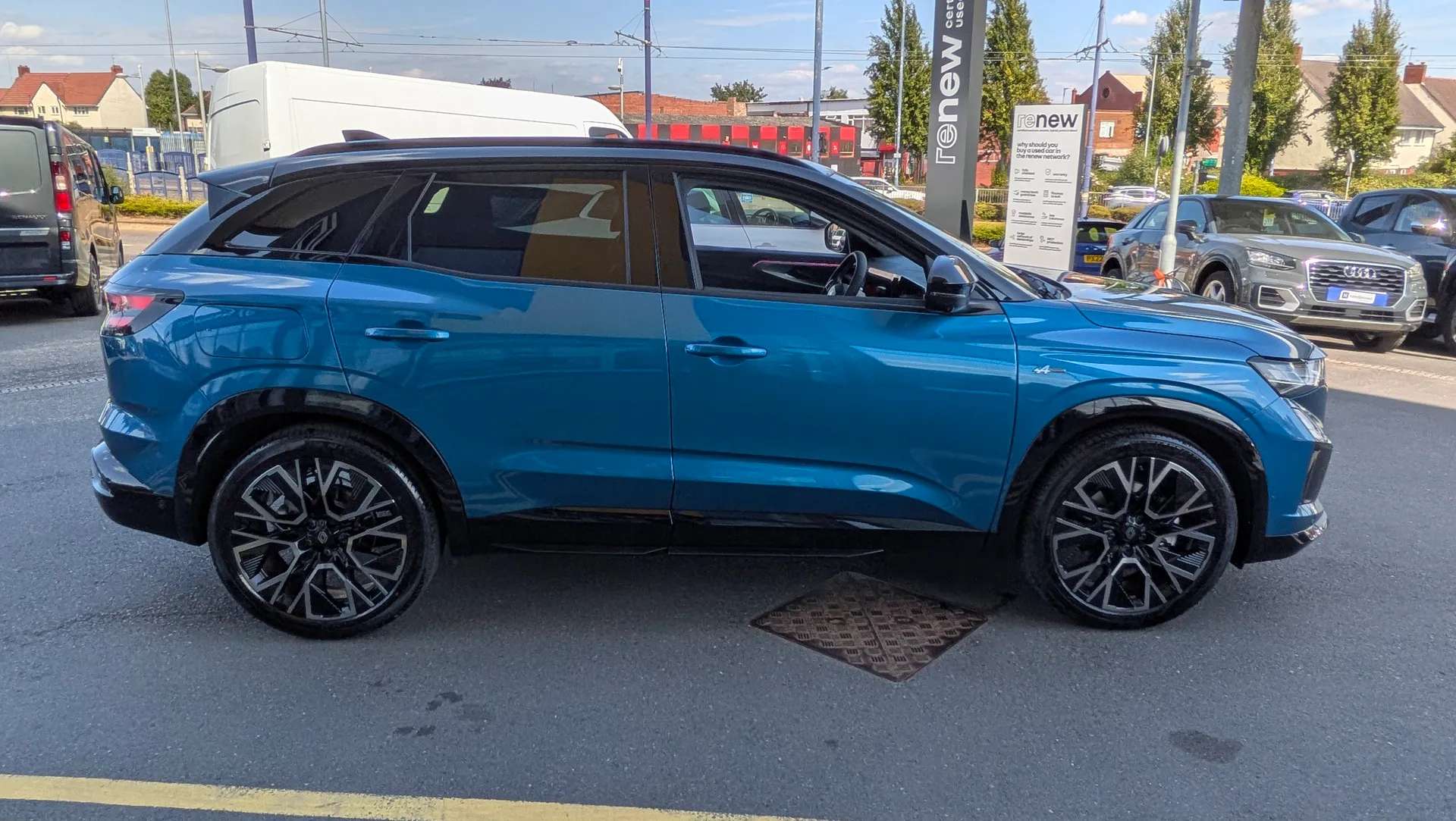 A 2026 RENAULT AUSTRAL E-Tech Full Hybrid Iconic Esprit Alpine 5dr Auto A 2026 RENAULT AUSTRAL E-Tech Full Hybrid Iconic Esprit Alpine 5dr Auto