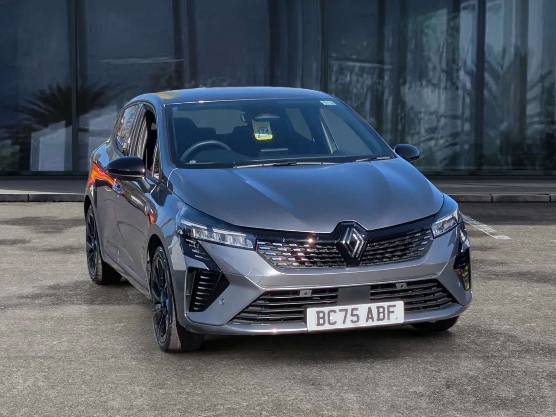 A 2026 RENAULT CLIO 1.6 E-TECH full hybrid 145 Esprit Alpine 5dr Auto A 2026 RENAULT CLIO 1.6 E-TECH full hybrid 145 Esprit Alpine 5dr Auto