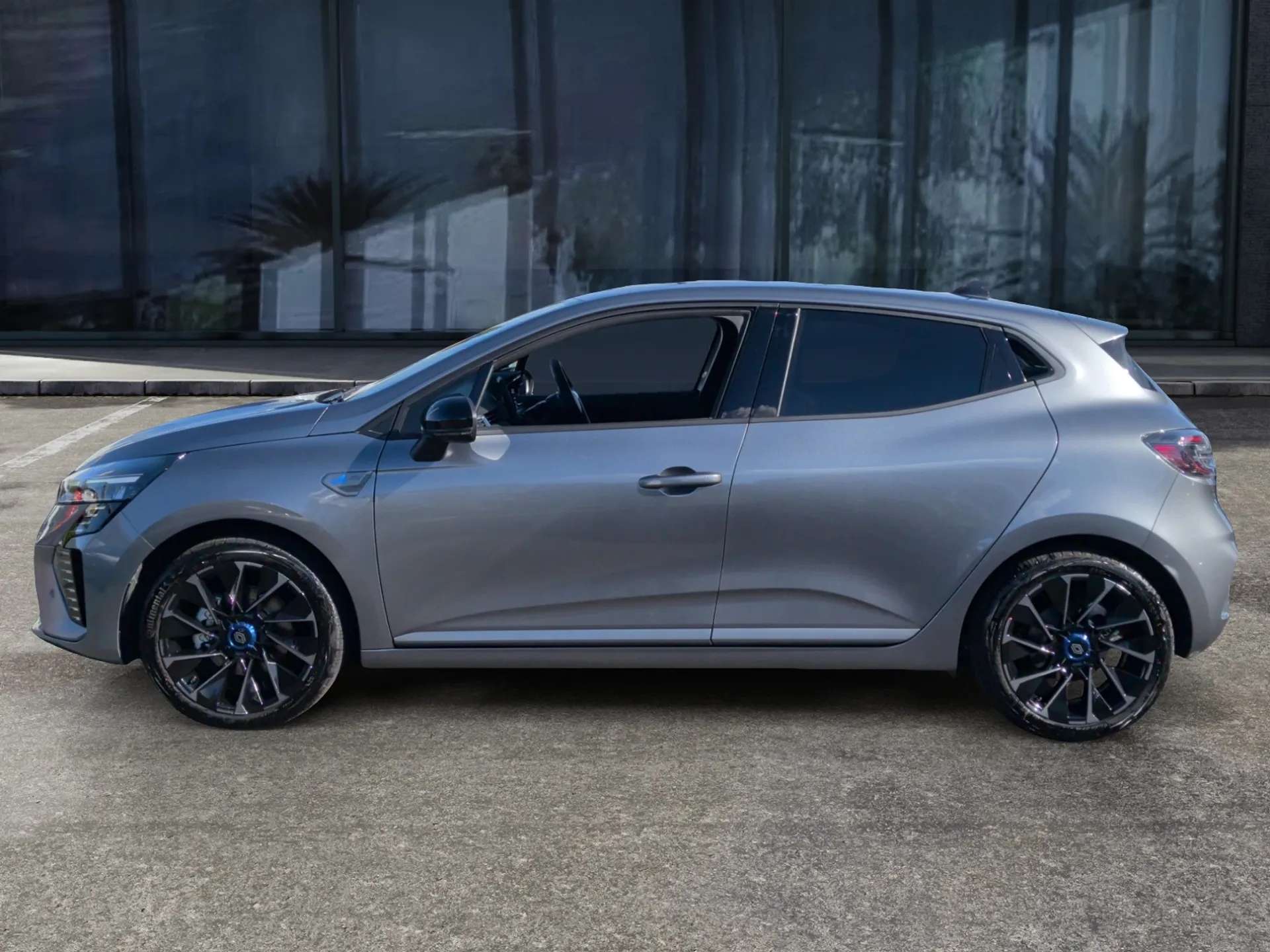 A 2026 RENAULT CLIO 1.6 E-TECH full hybrid 145 Esprit Alpine 5dr Auto A 2026 RENAULT CLIO 1.6 E-TECH full hybrid 145 Esprit Alpine 5dr Auto