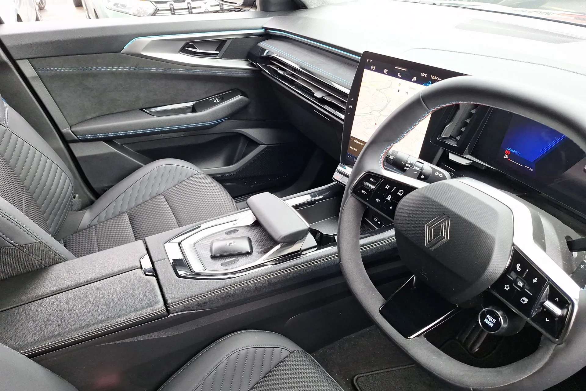 2025 RENAULT AUSTRAL 2025 RENAULT AUSTRAL