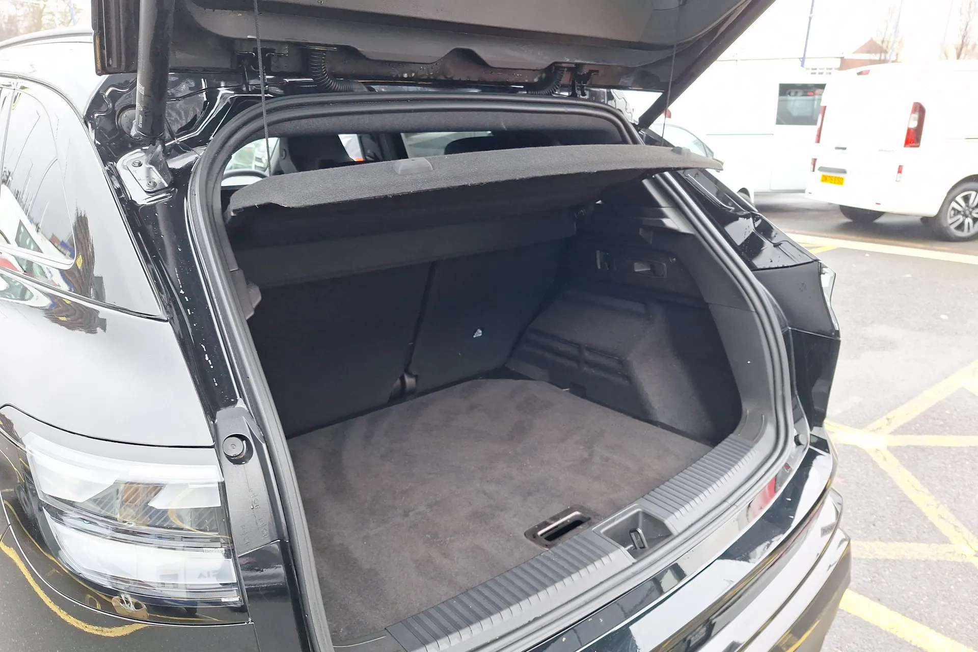 2025 RENAULT AUSTRAL 2025 RENAULT AUSTRAL