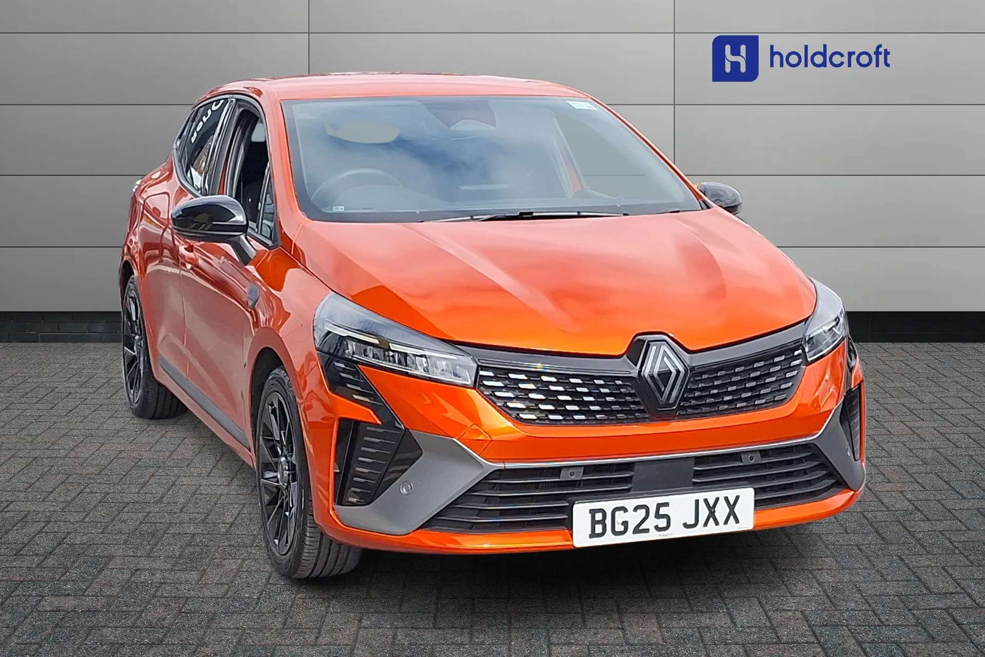 A 2025 RENAULT CLIO 1.6 E-TECH full hybrid 145 Esprit Alpine 5dr Auto A 2025 RENAULT CLIO 1.6 E-TECH full hybrid 145 Esprit Alpine 5dr Auto