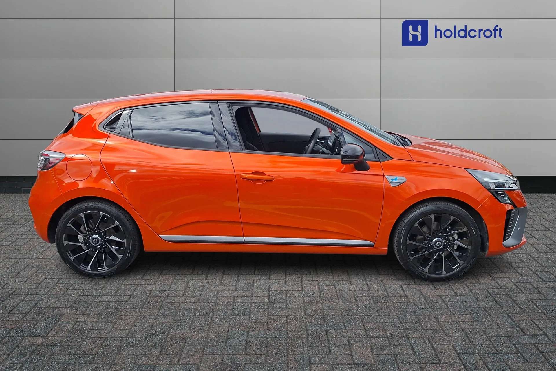 2025 RENAULT CLIO 2025 RENAULT CLIO