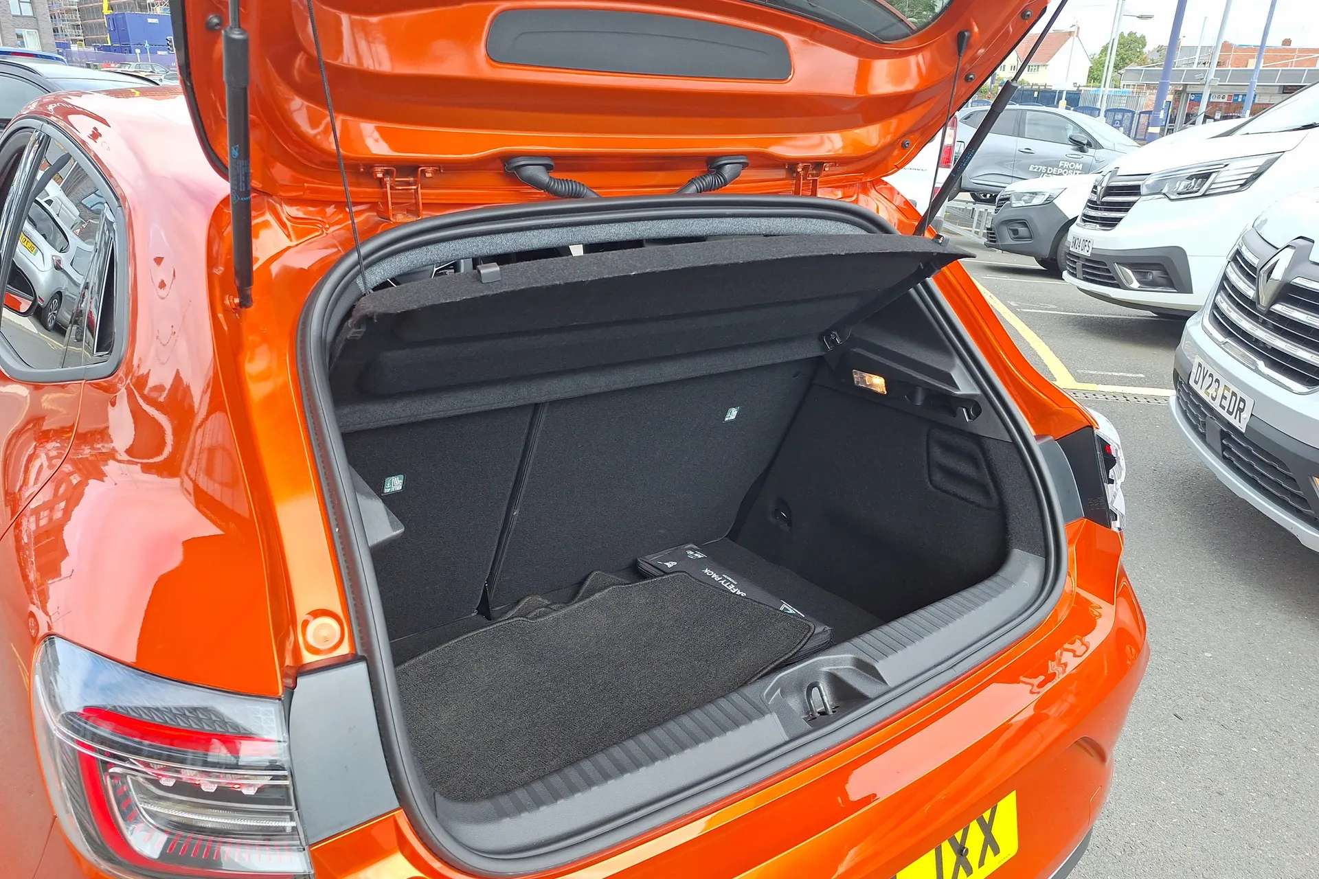 2025 RENAULT CLIO 2025 RENAULT CLIO
